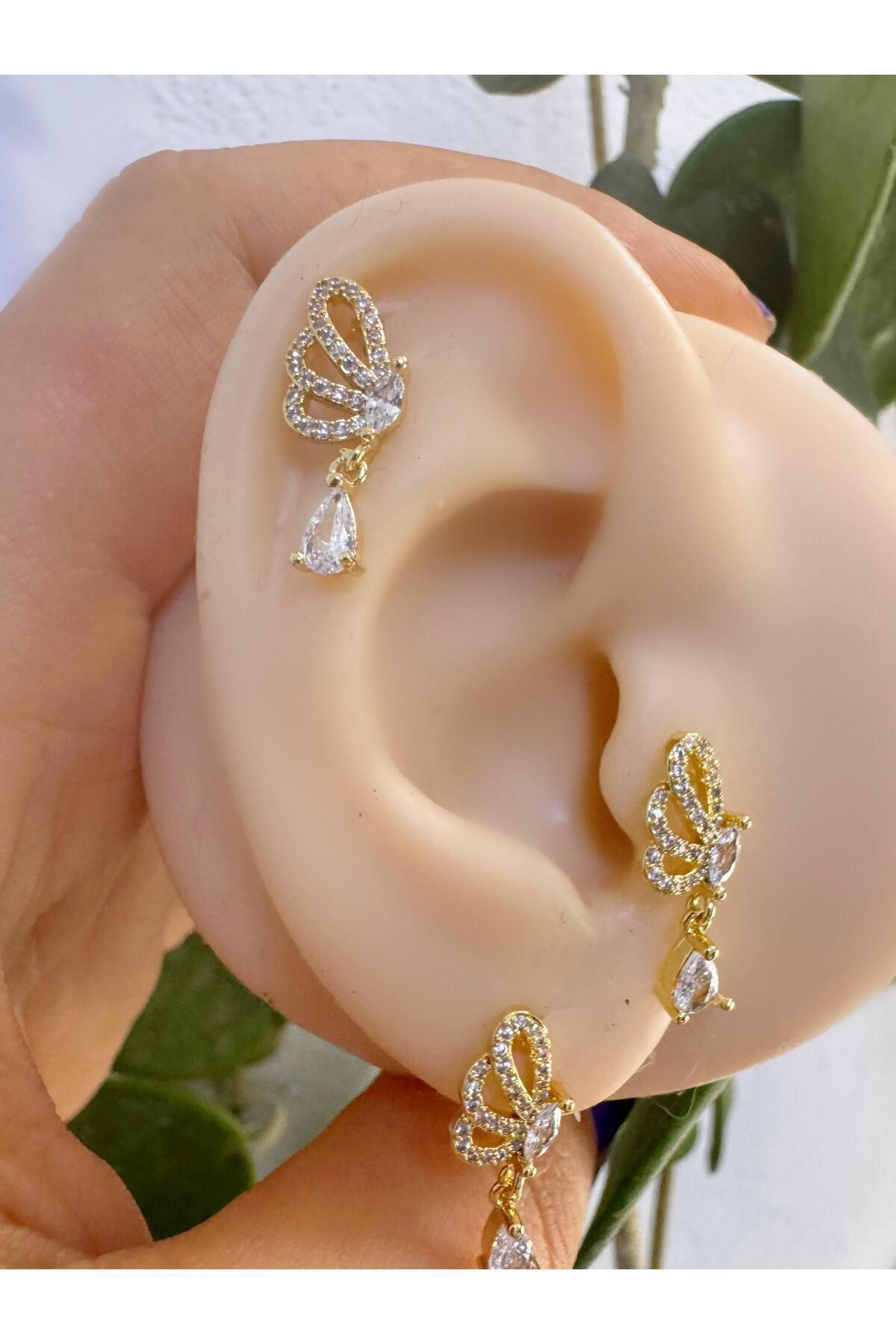 Arescollection 1 Adet Zirkon Taşli Damla Sallantili Sağ Kulak Uyumlu Tragus Kiki