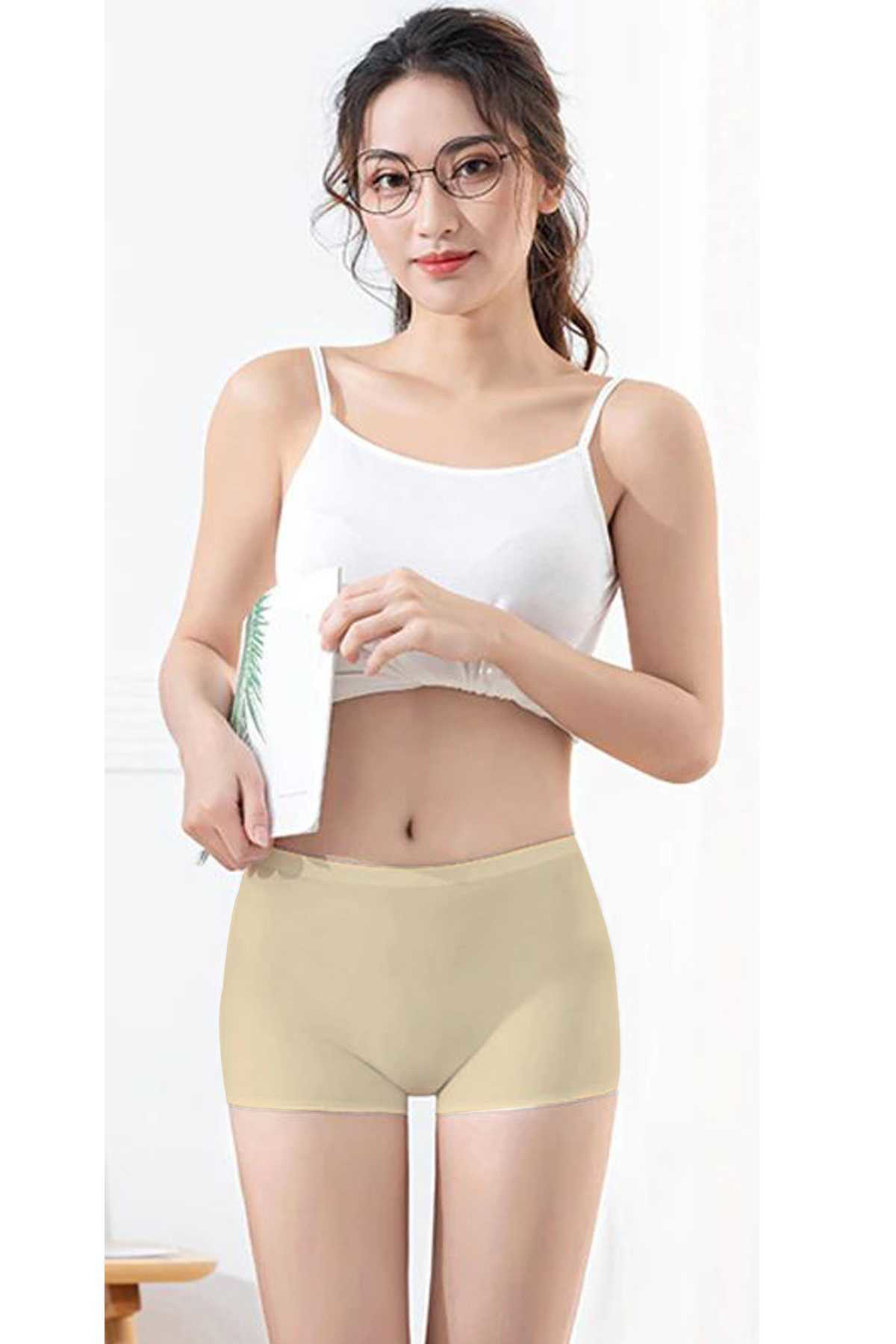 Just Cheap Store 4 Adet Kadin Dikişsiz Görünmez İz Yapmaz Mini Şort Boxer Beyaz Te