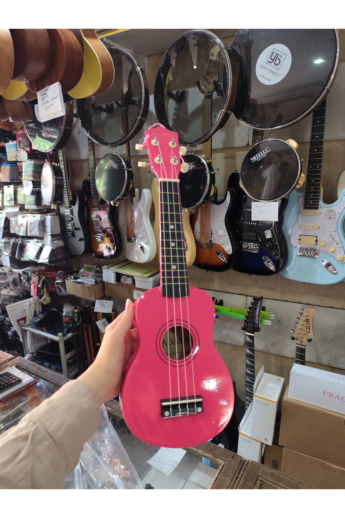Adams 4 Telli Çocuklar İçin Uyumlu Pembe Ukulele