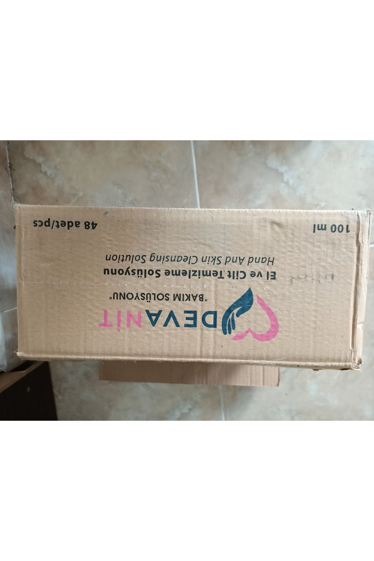 Devanit 48 Adet Devanit El Ve Cilt Temizleme Solüsyonu 48X100 Ml. Sprey.