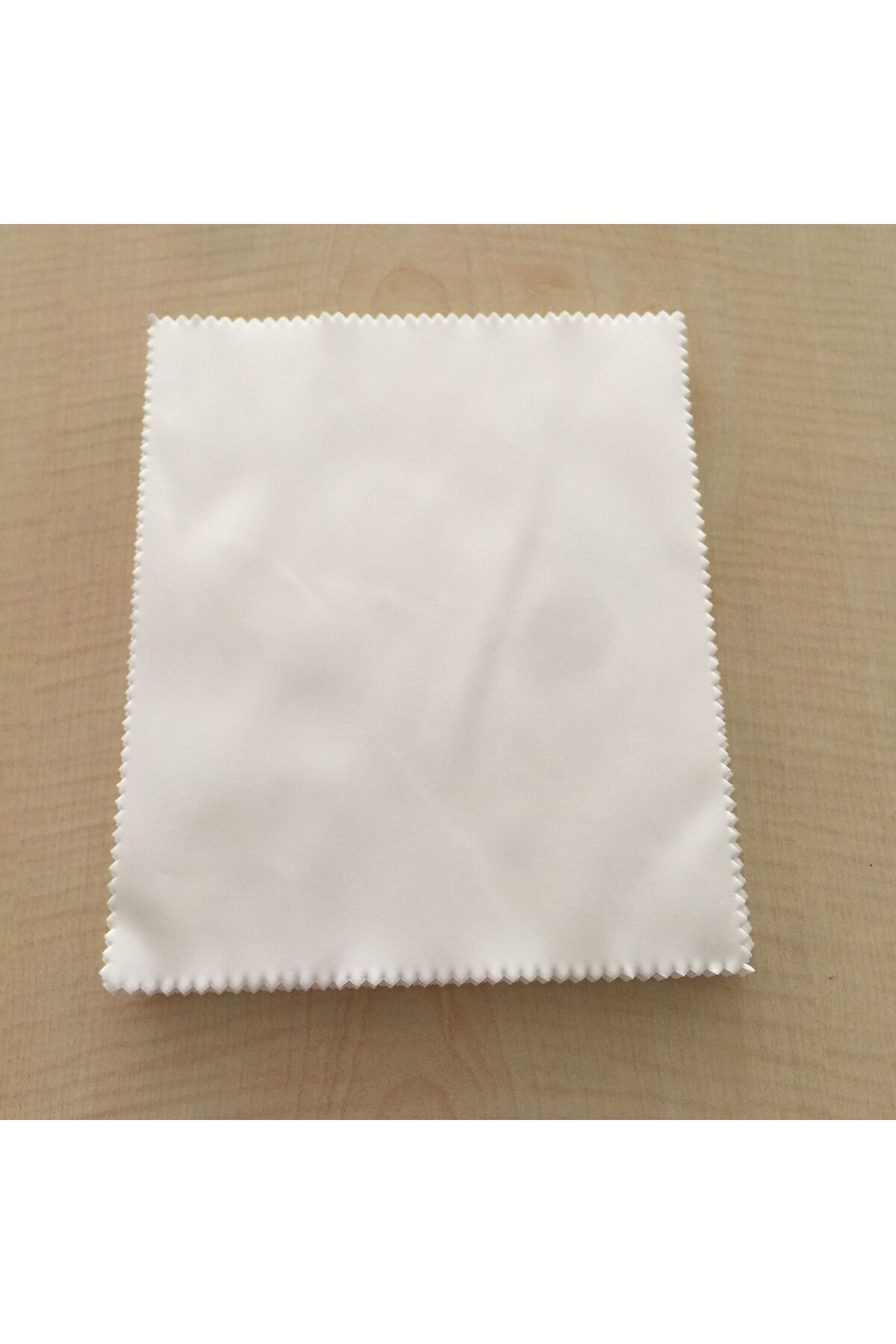 Net Optik 50 Adet Eni 15Cm Boyu 18Cm Ekru Renk Mikrofiber Gözlük Cami Temiz