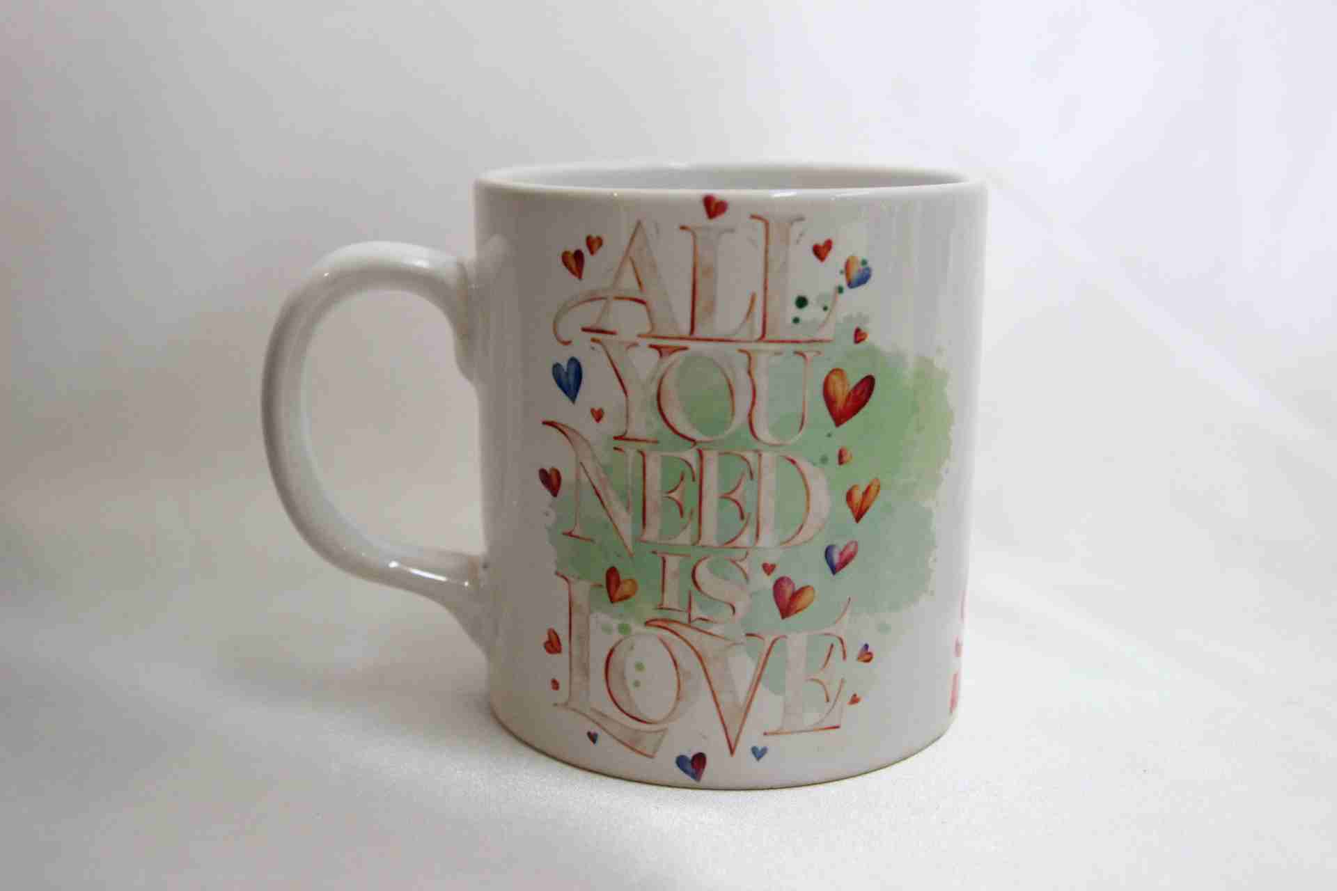 Home All You Need İs Love Temali Defter Ve Kupa Bardak Hediye Kutusu