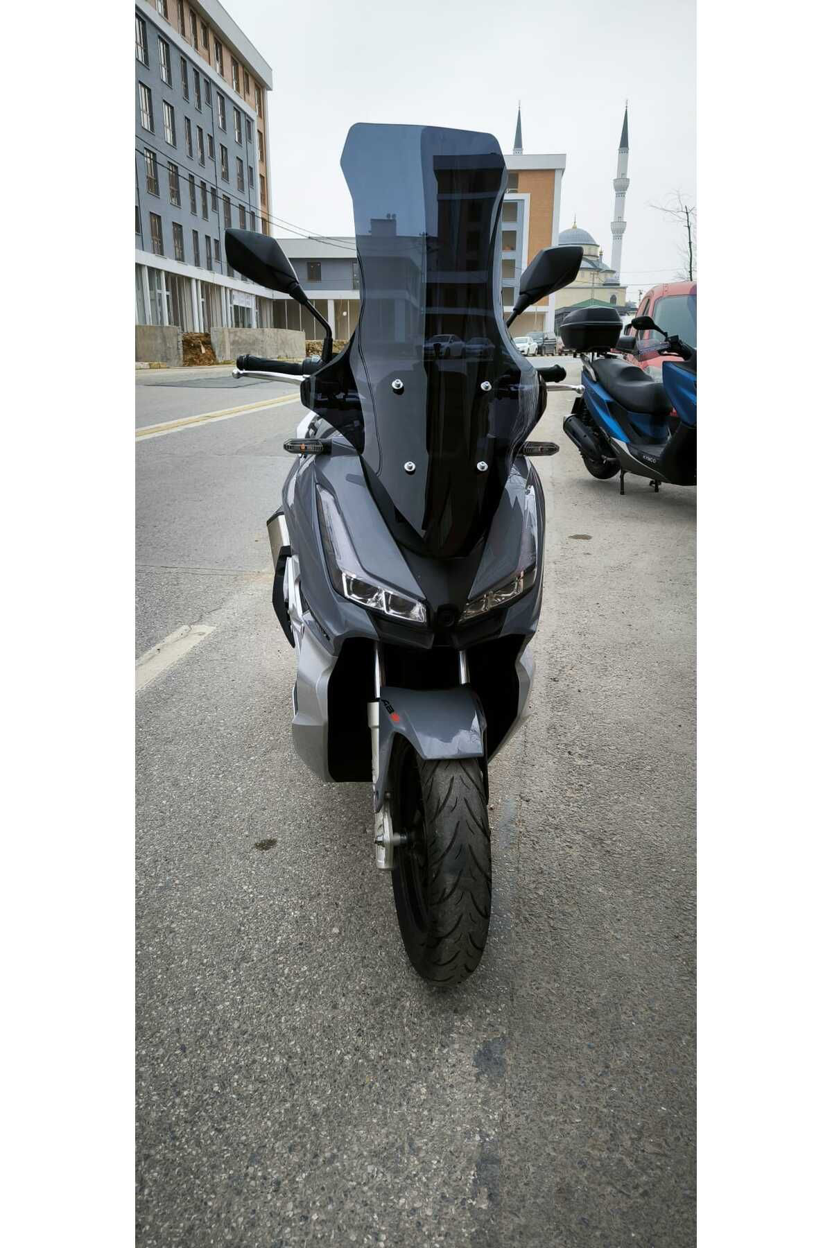 Motocam Arora Beatrix Ön Cam 2023 2024 Model 78Cm Siyah Renkli 4Mm Uzun C