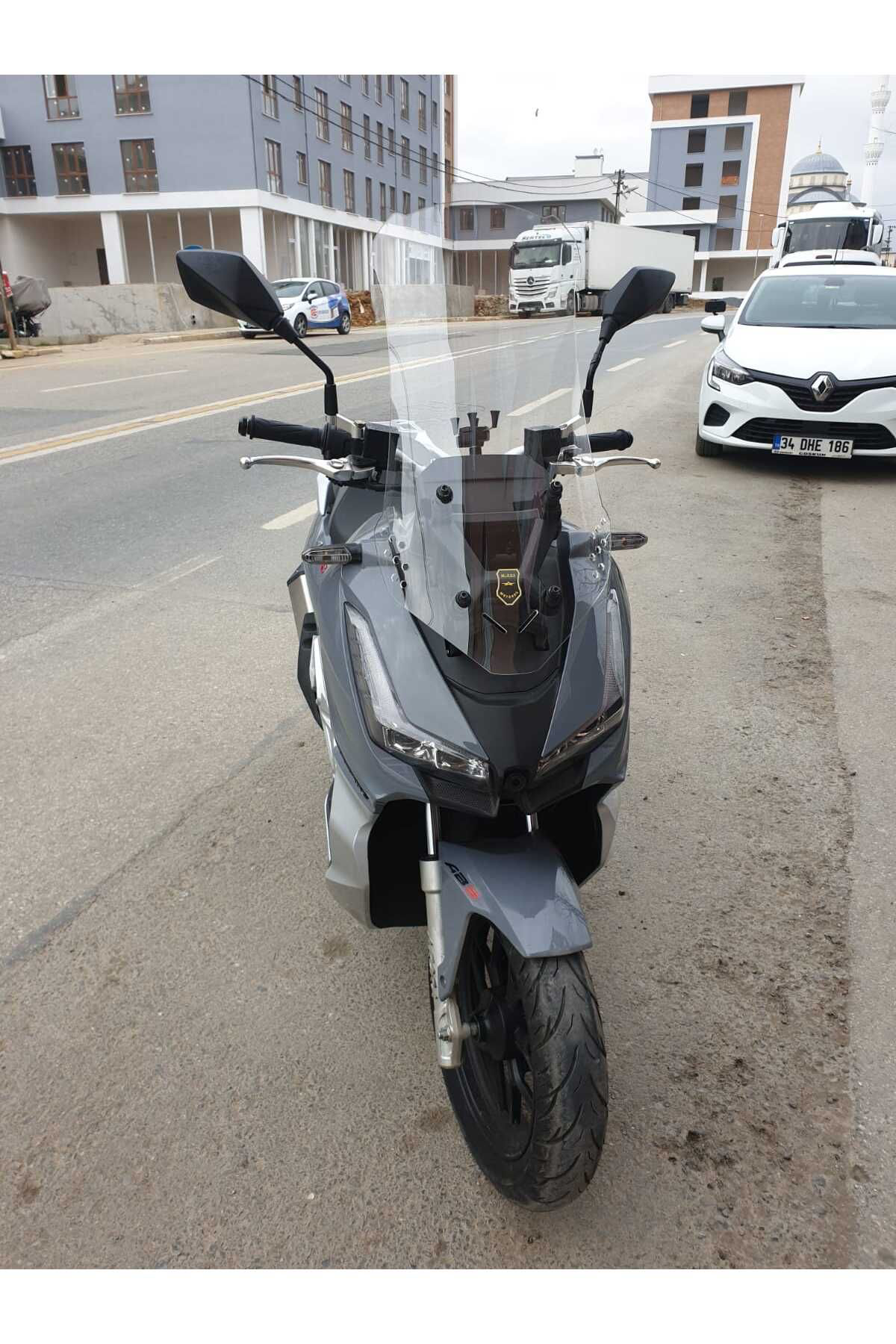Motocam Arora Beatrix Ön Cam 2023 2024 Model 75Cm Şeffaf Renkli 4Mm Uzun