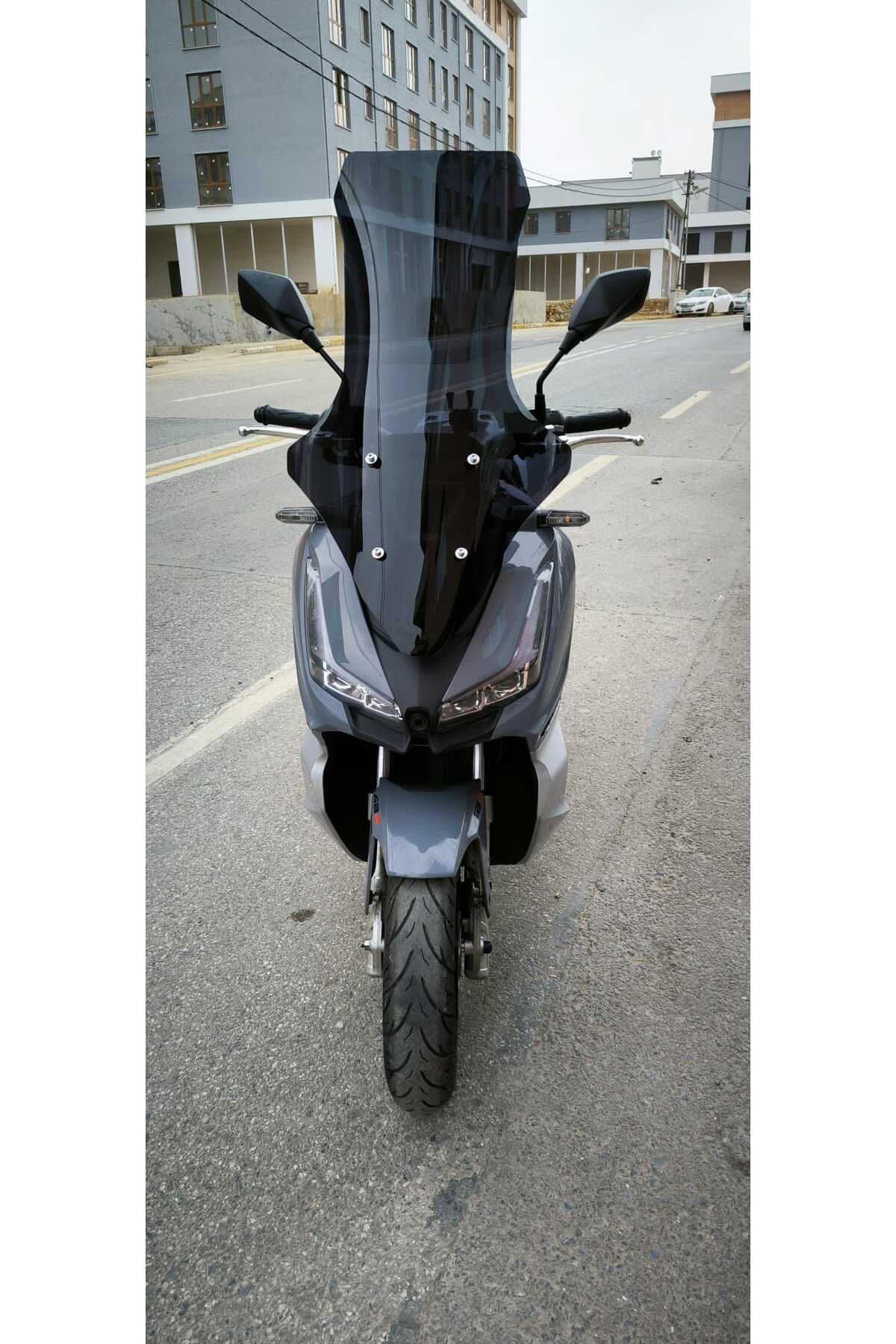 Motocam Arora Beatrix Ön Cam 2023 2024 Model 78Cm Siyah Renkli 4Mm Uzun C