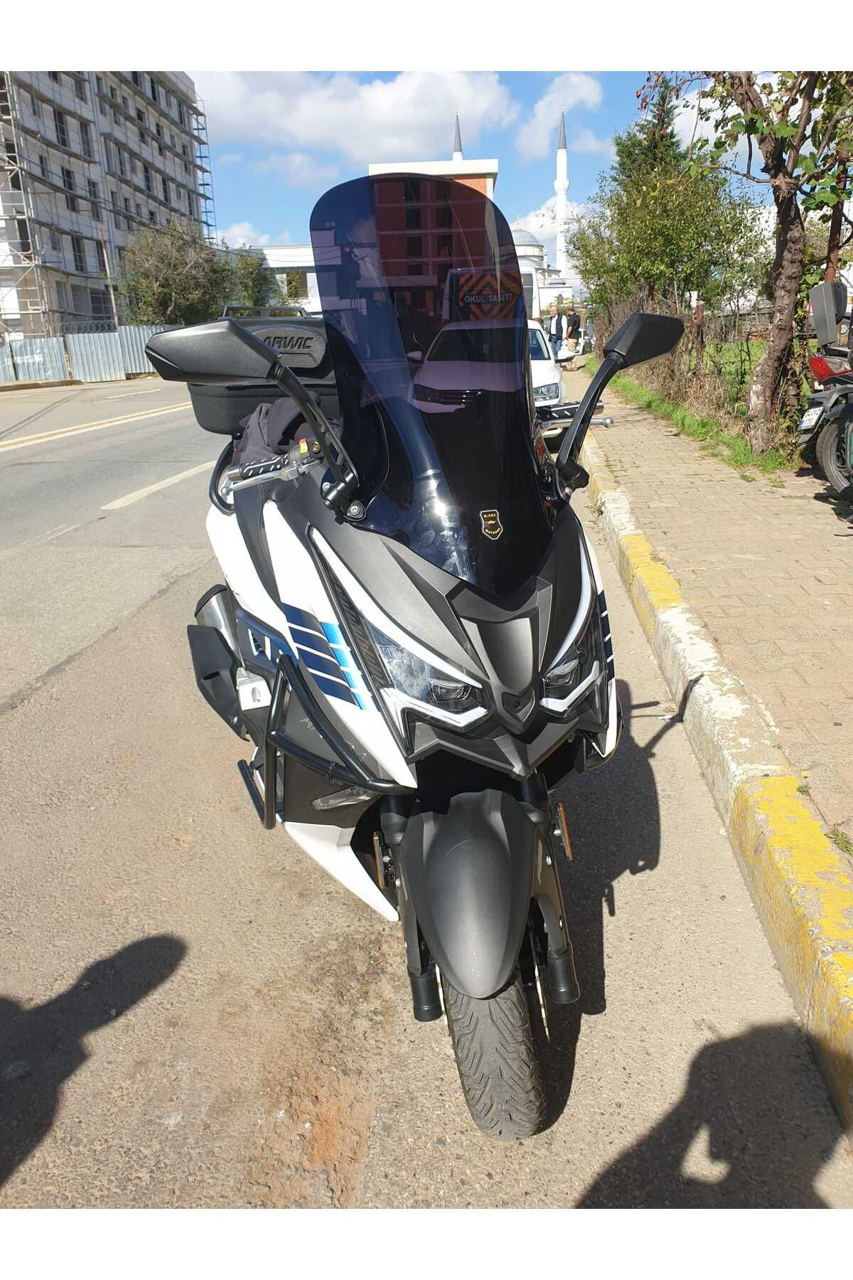Motocam Arora Chinf 318 Ön Cam 2023 2024 Model 75Cm Siyah Renkli 4Mm Uzun