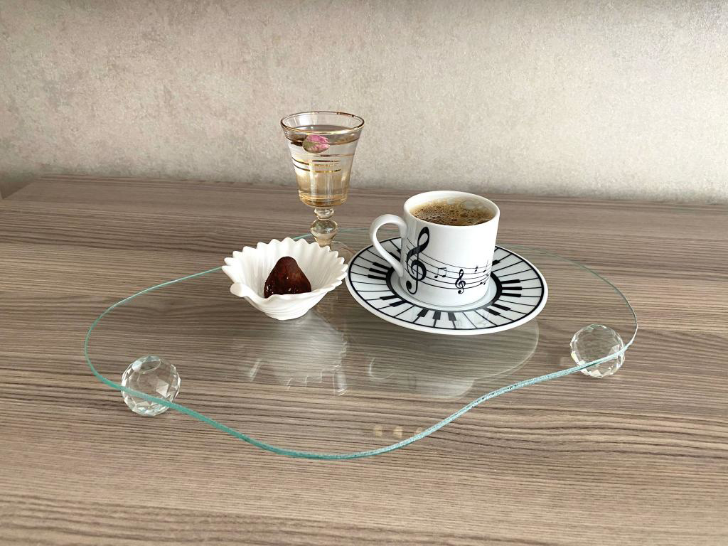 Mirsa Global Cam Sunumluk Sephpa Üstü Pasta Tabaği Kahve Sunumu