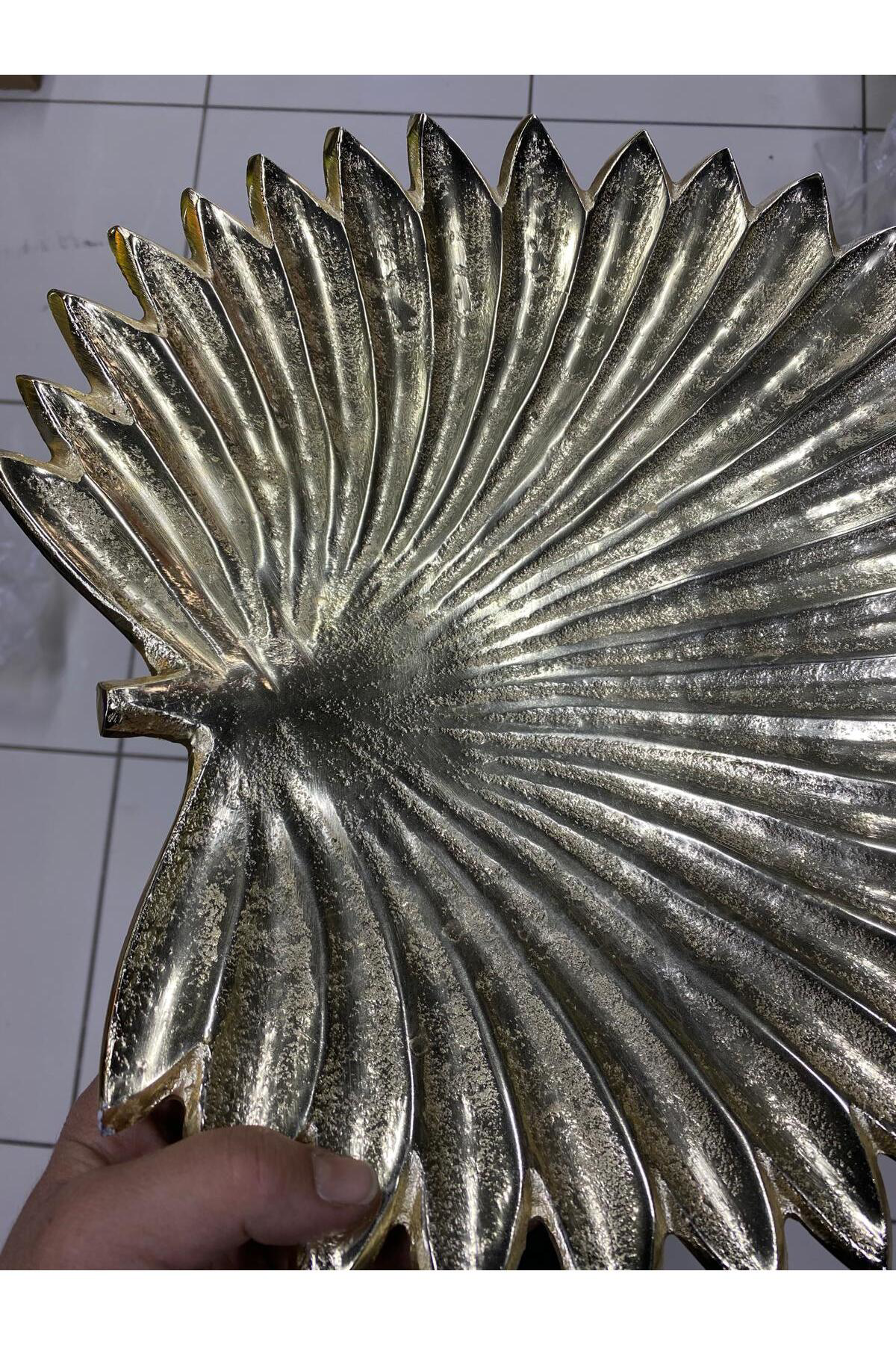 Elif Aksesuar Gold Aliminyum Metal Yuvarlak Dekoratif Tabak