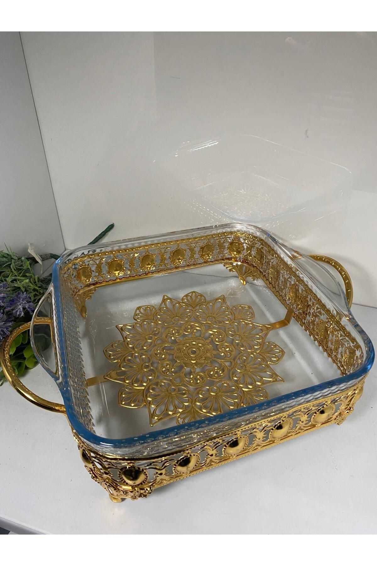 Elif Aksesuar Gold Metal Standli Cam Sunum Tabaği