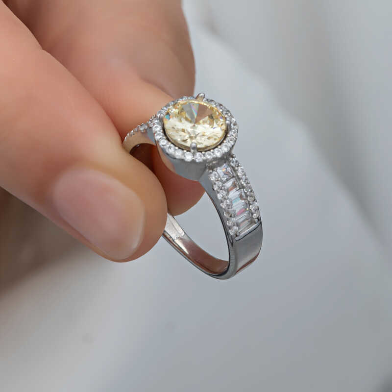 Stillove Gümüş Sari Tek Taş Kadin Yüzük Sl6257