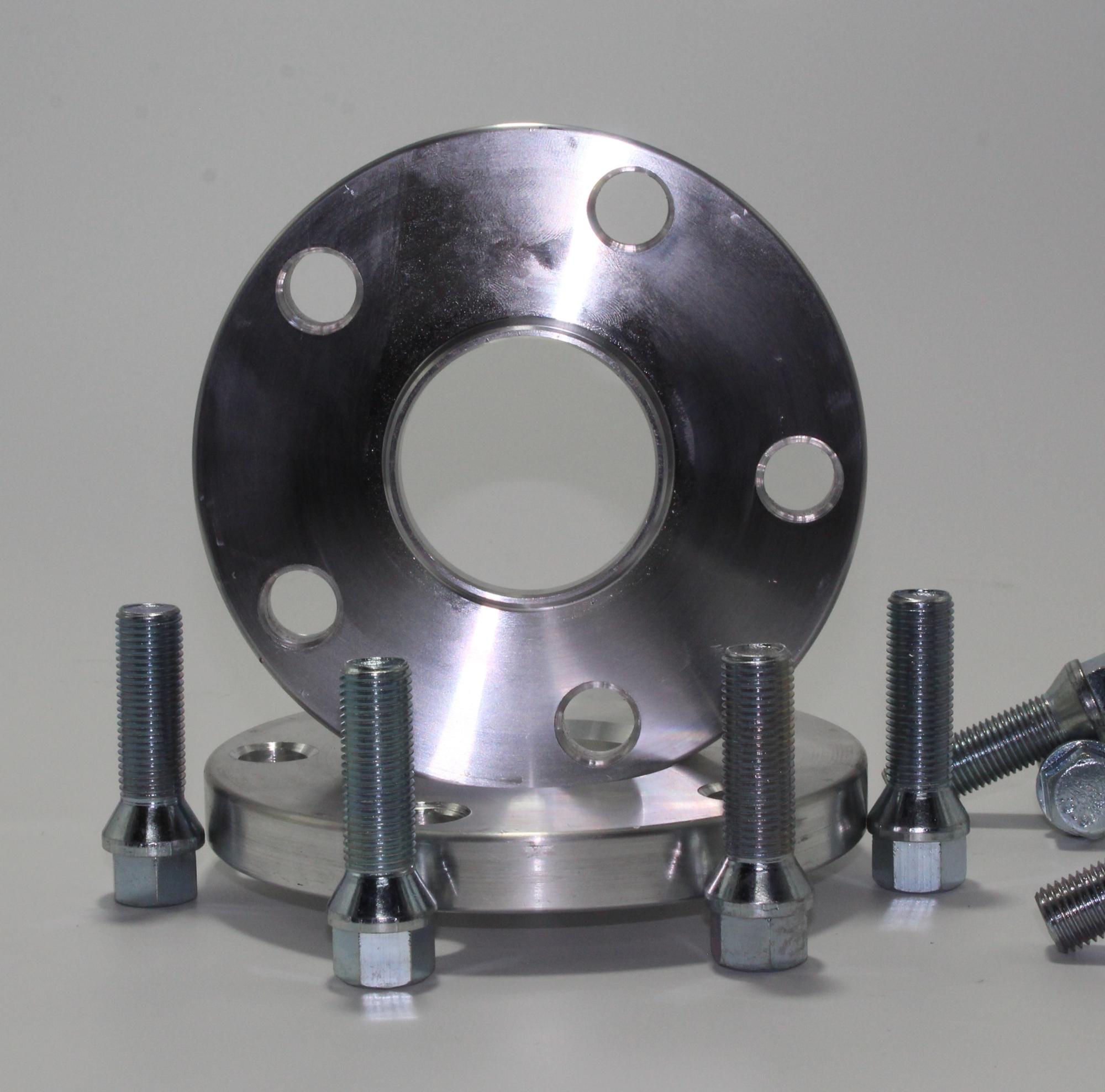 Hdf Spacer Jaecoo J7 5X108 1,5 Cm - 2 Adet Spacer + Bijon Seti