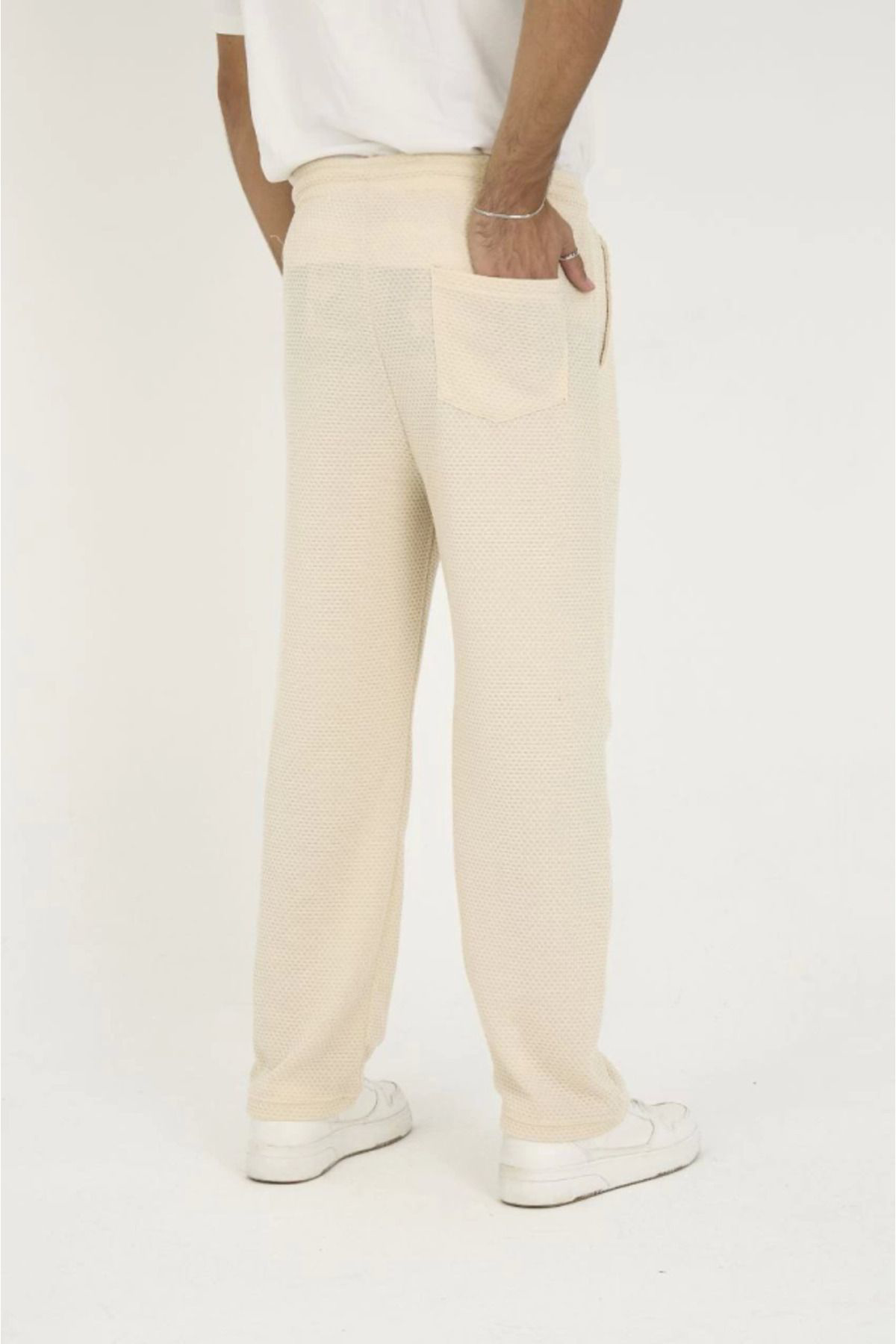 Think + Jakar Kutu Desenli Baggy Eşofman Pantolon - Bej