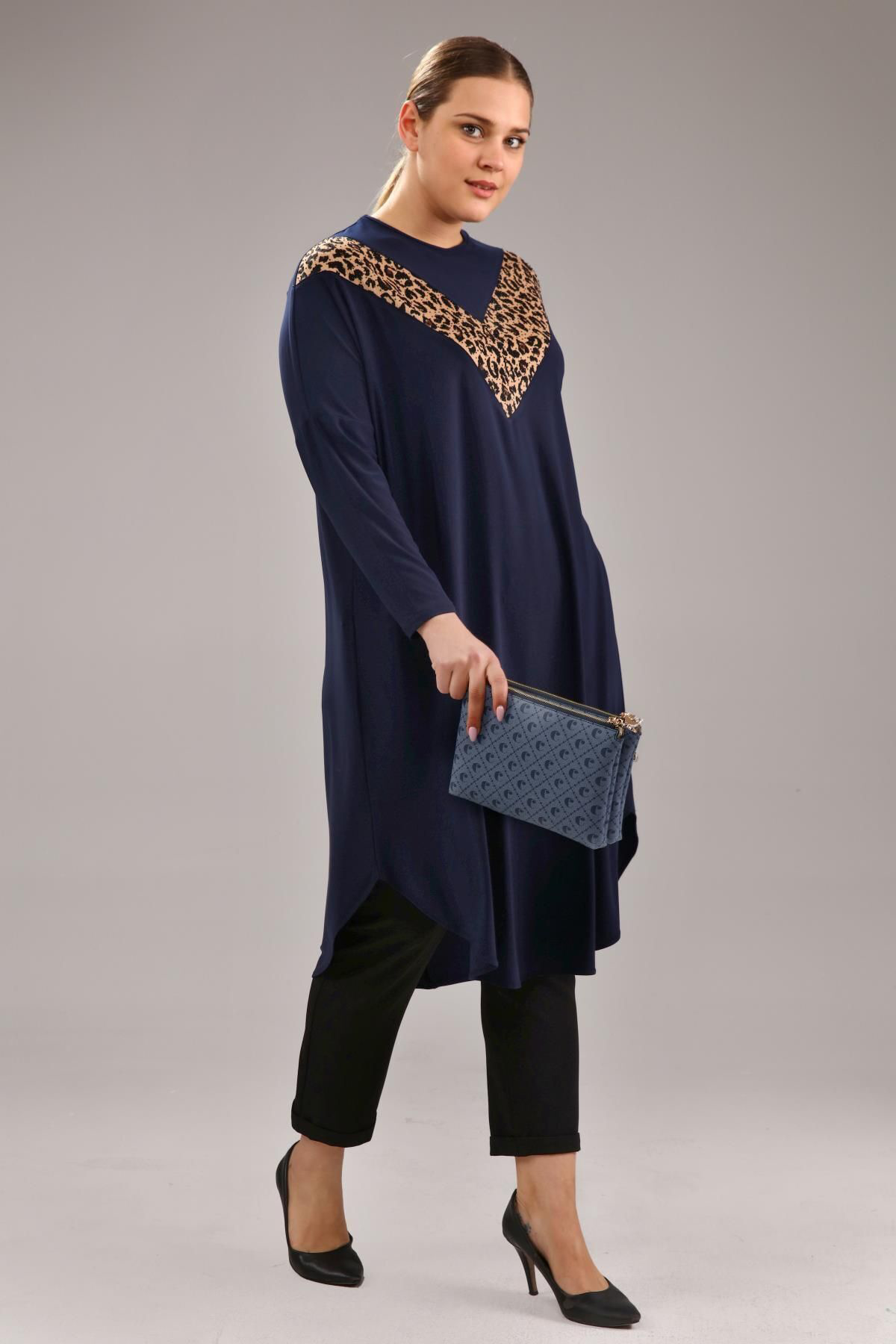 Ferace Kadin Buyuk Beden Giyim Tunik Yarasa Kol Ve Oversize Kesim