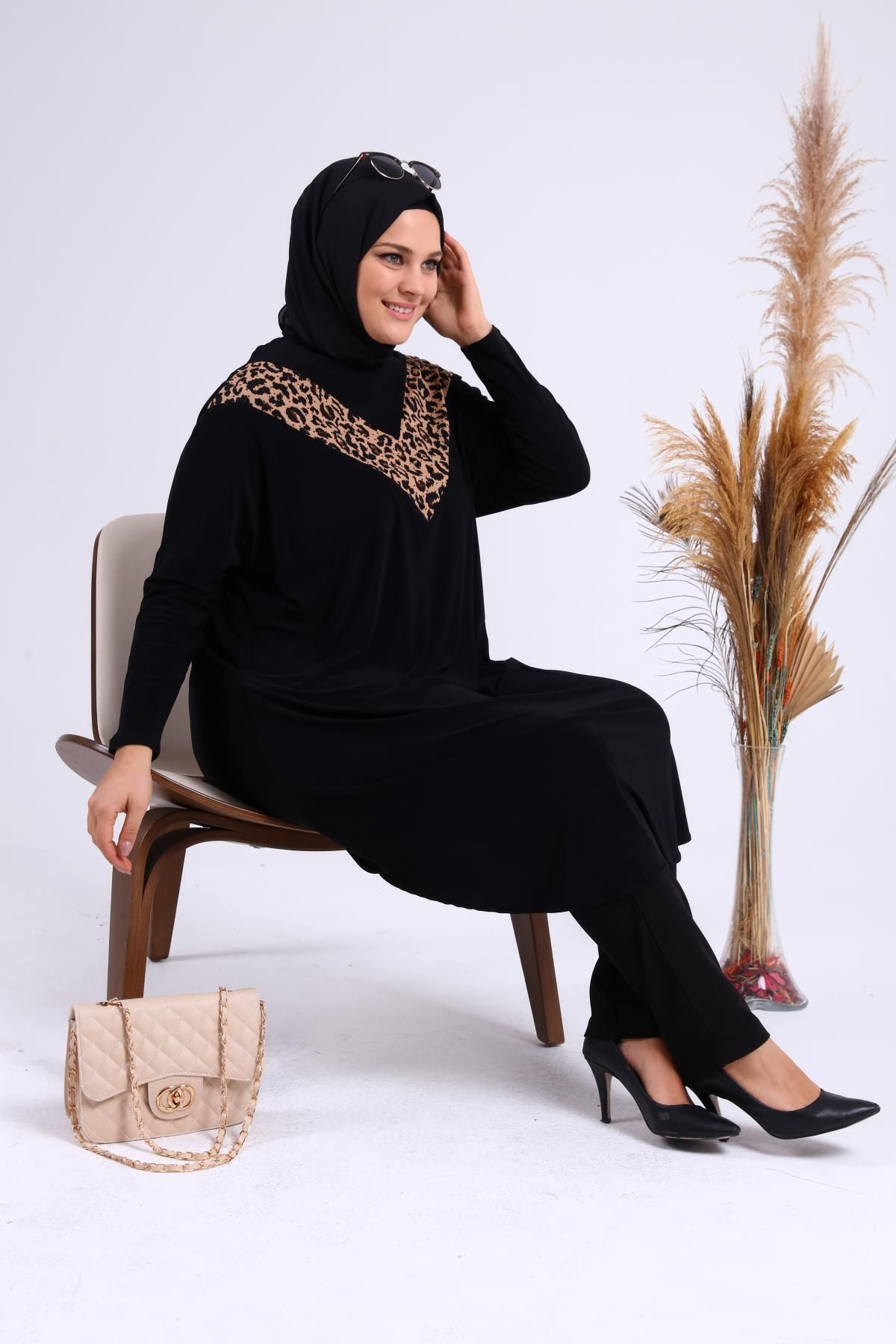 Ferace Kadin Buyuk Beden Giyim Tunik Yarasa Kol Ve Oversize Kesim