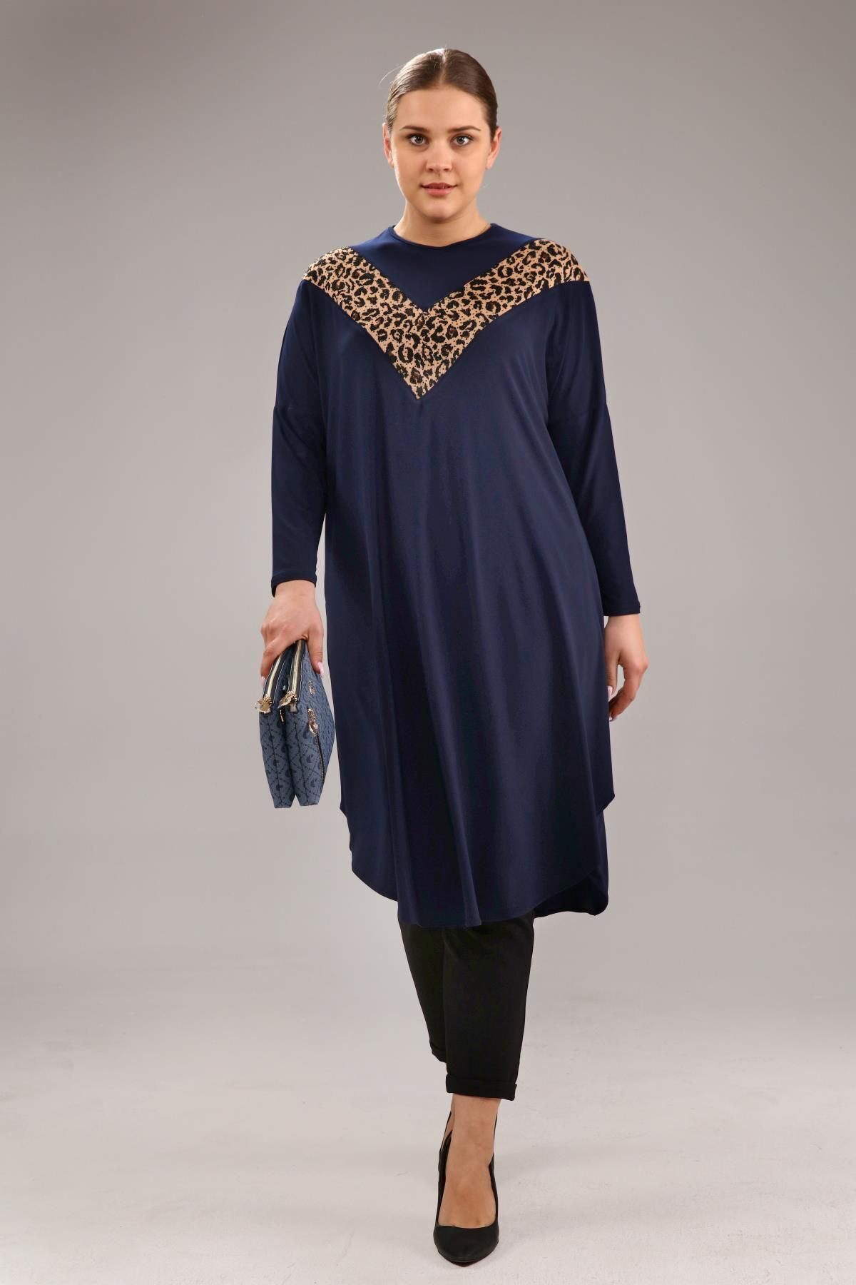 Ferace Kadin Buyuk Beden Giyim Tunik Yarasa Kol Ve Oversize Kesim