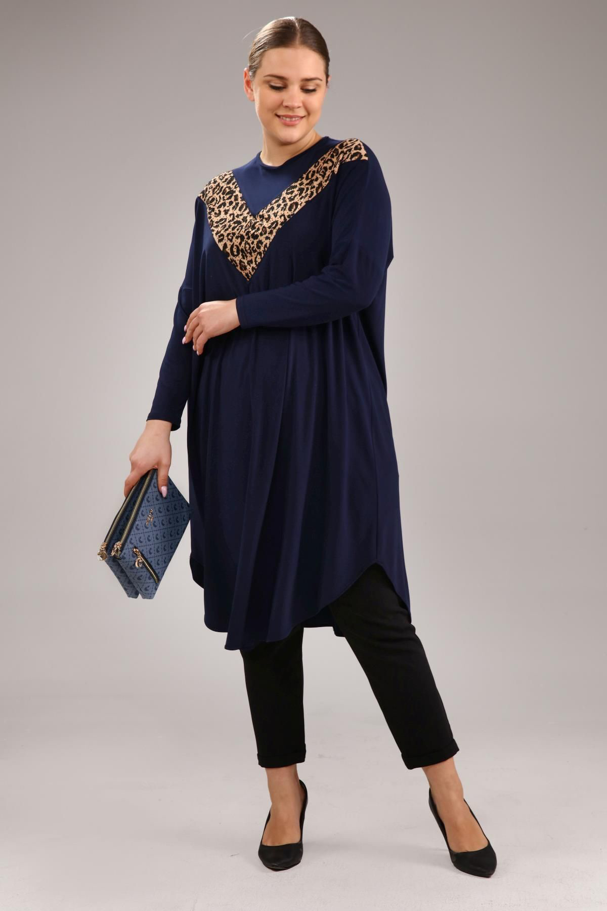 Ferace Kadin Buyuk Beden Giyim Tunik Yarasa Kol Ve Oversize Kesim