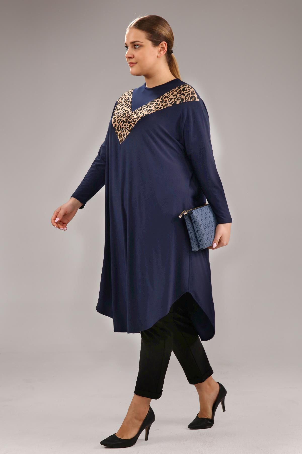 Ferace Kadin Buyuk Beden Giyim Tunik Yarasa Kol Ve Oversize Kesim