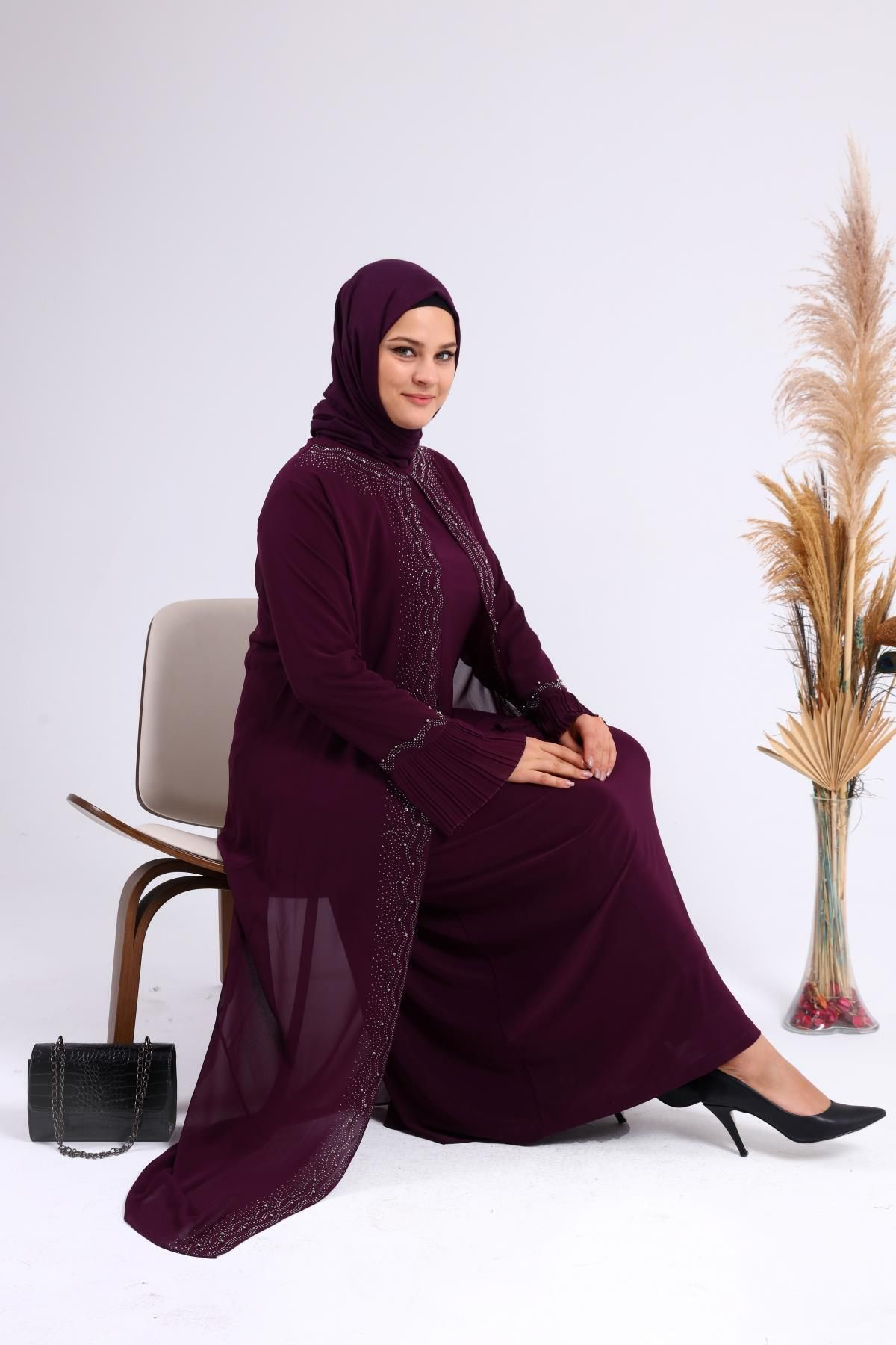 Ferace Kadin Buyuk Beden Taşli Ve İnci Desenli Kollari Piliseli Anne Tes