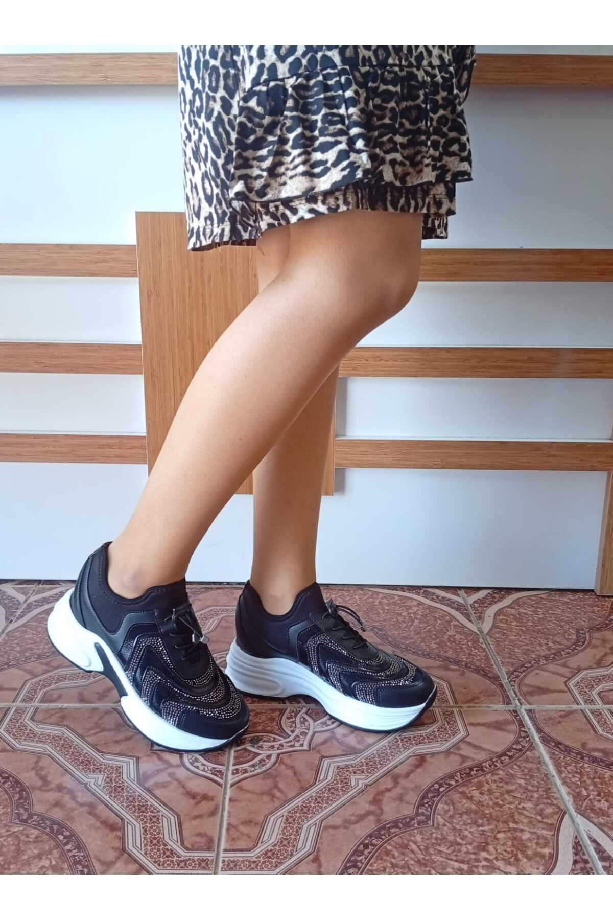 K&A Kadin Spor Ayakkabi Siyah Renk