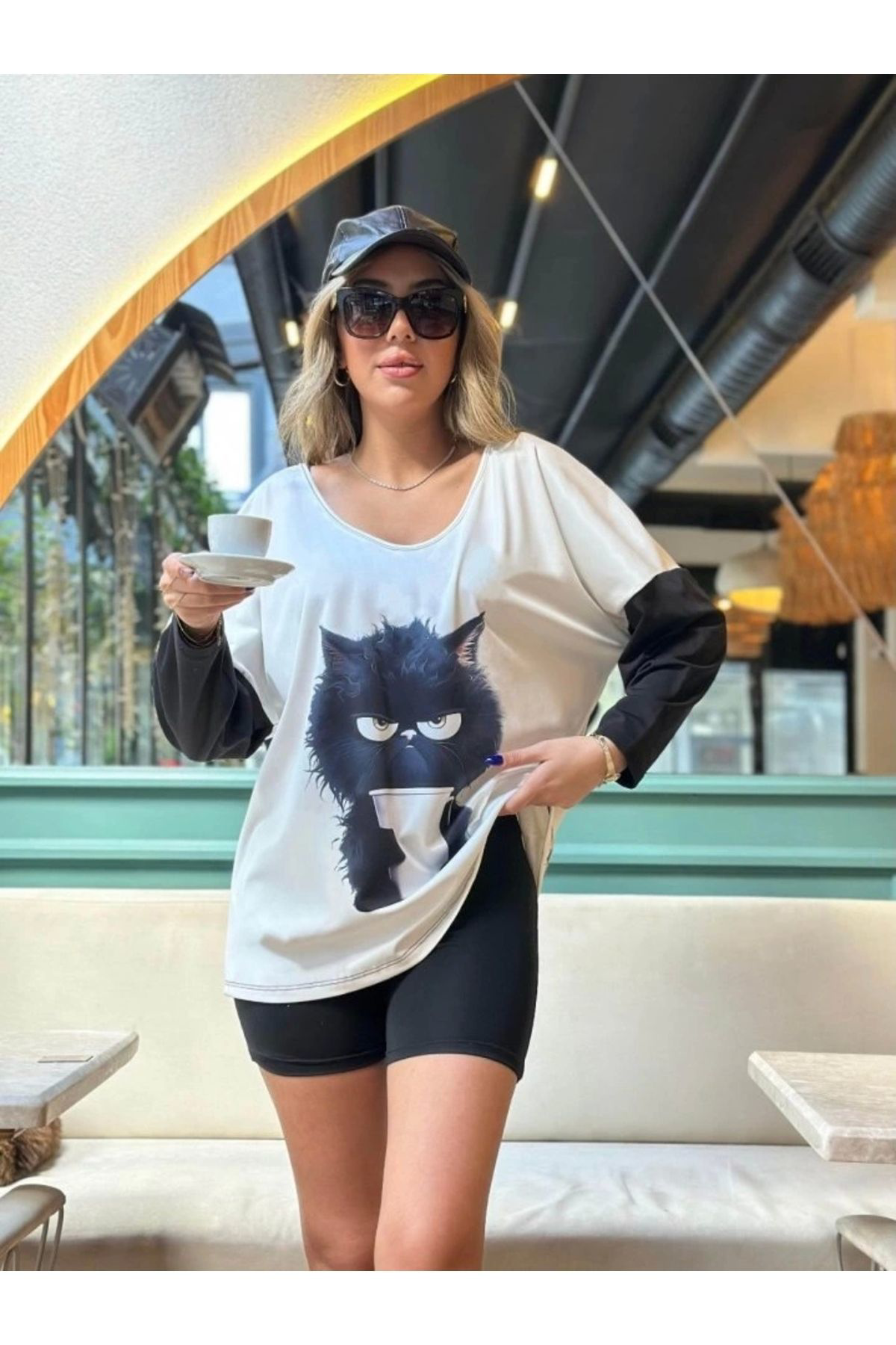 Creis Kadin Uzun Kollu V Yakali Kedi Baskili Şardonlu Dalgiç Bluz