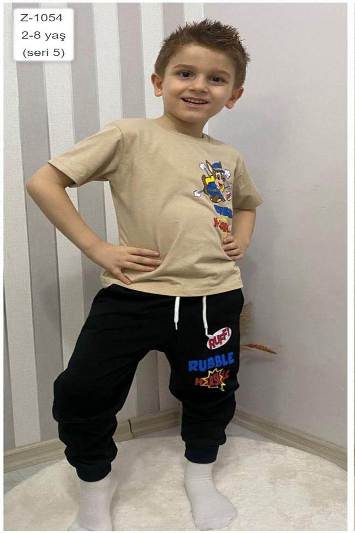 KAREKTER BASKILI MEVSİMLİK 2/8 YAŞ EŞOFMAN TAKIM