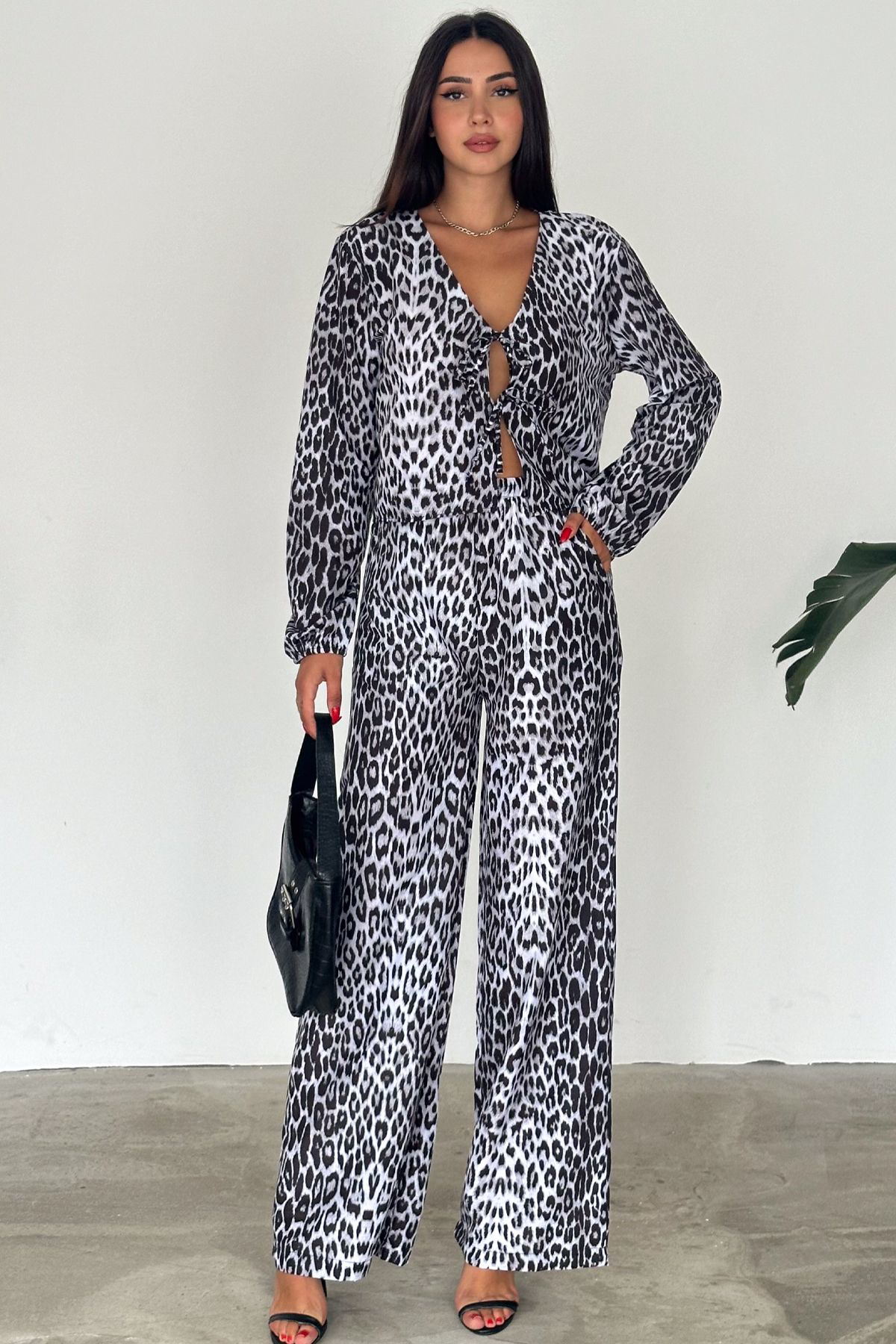 Fiolin Leopar Desenli Poplin Gömlekli Takim