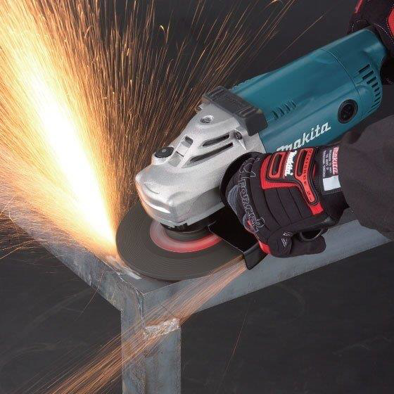 Makita  Ga7020 Büyük Taşlama 180Mm 2200W
