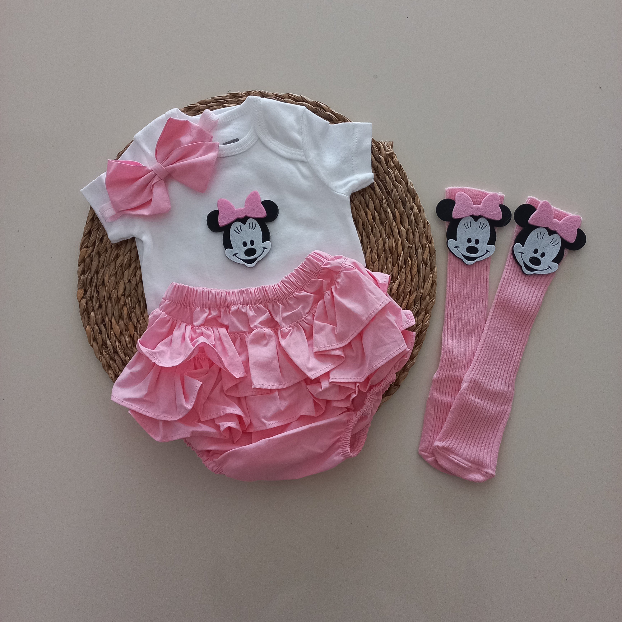 MARS BABY Kız Bebek Pembe Minnie'li Fırfır Şort Etek Bodyli Çorap