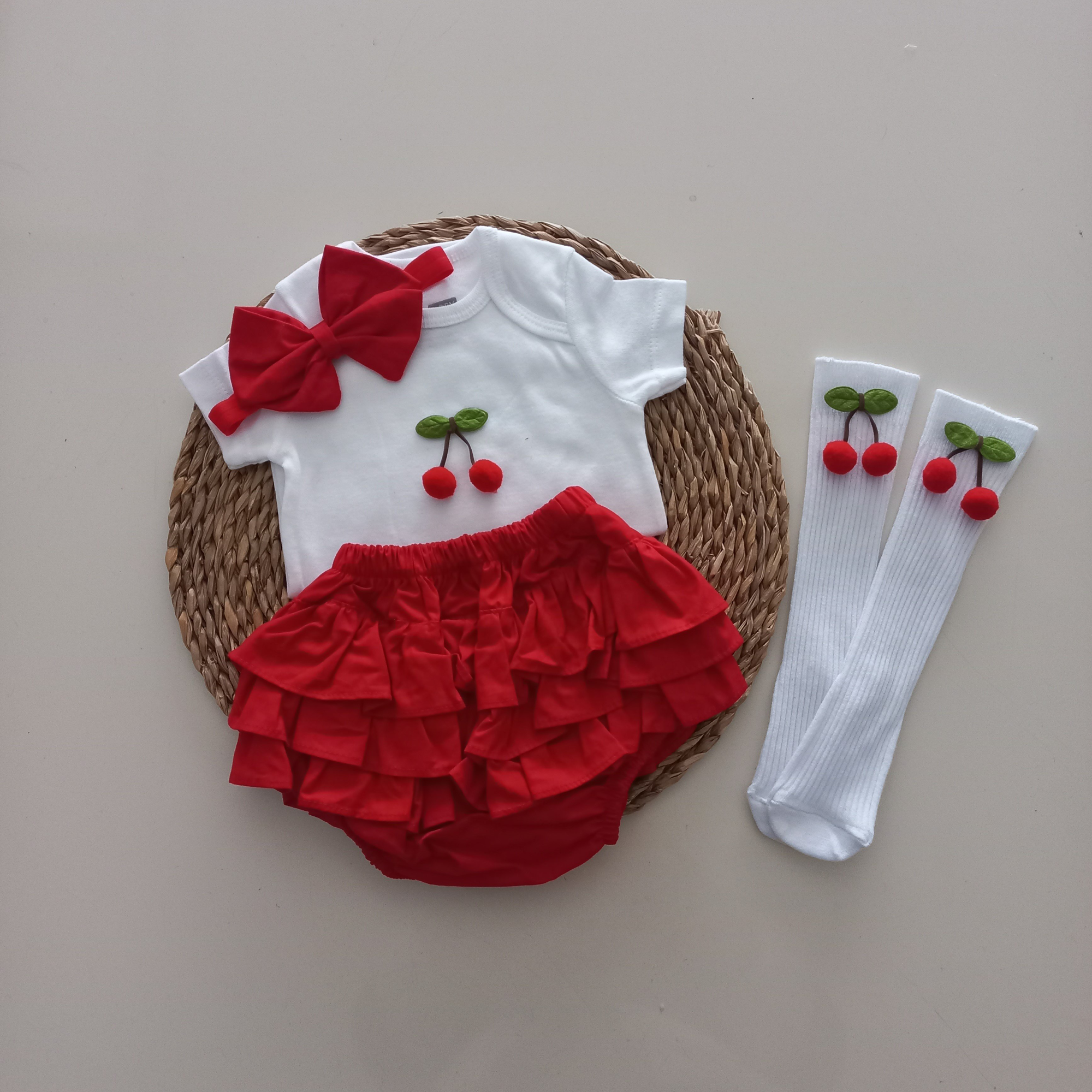 MARS BABY Kız Bebek Kırmızı Ponpon Kiraz Fırfır Şort Etek Bodyli 