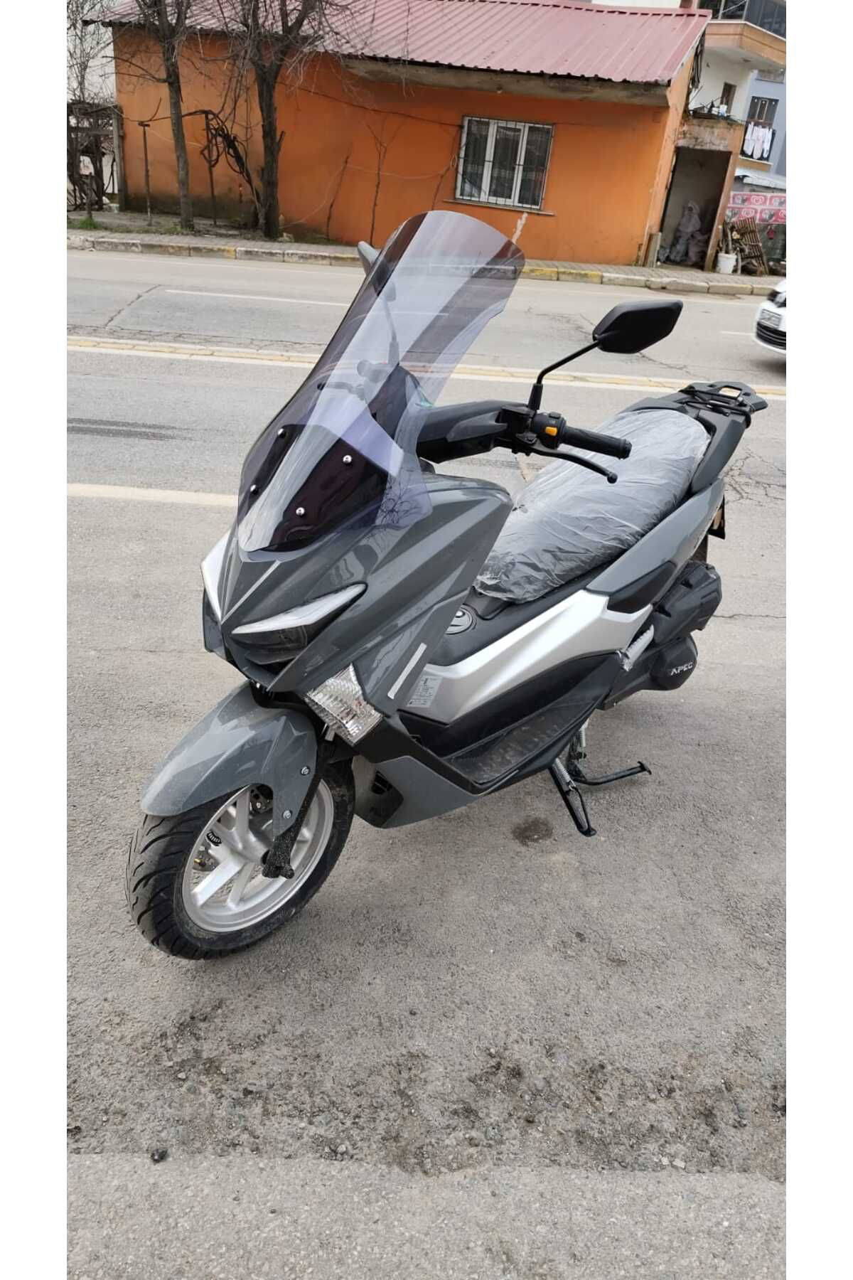 Motocam  Volta Apec Apx5 Siperlik Ön Cam 2023-2025 Model 57Cm Füme