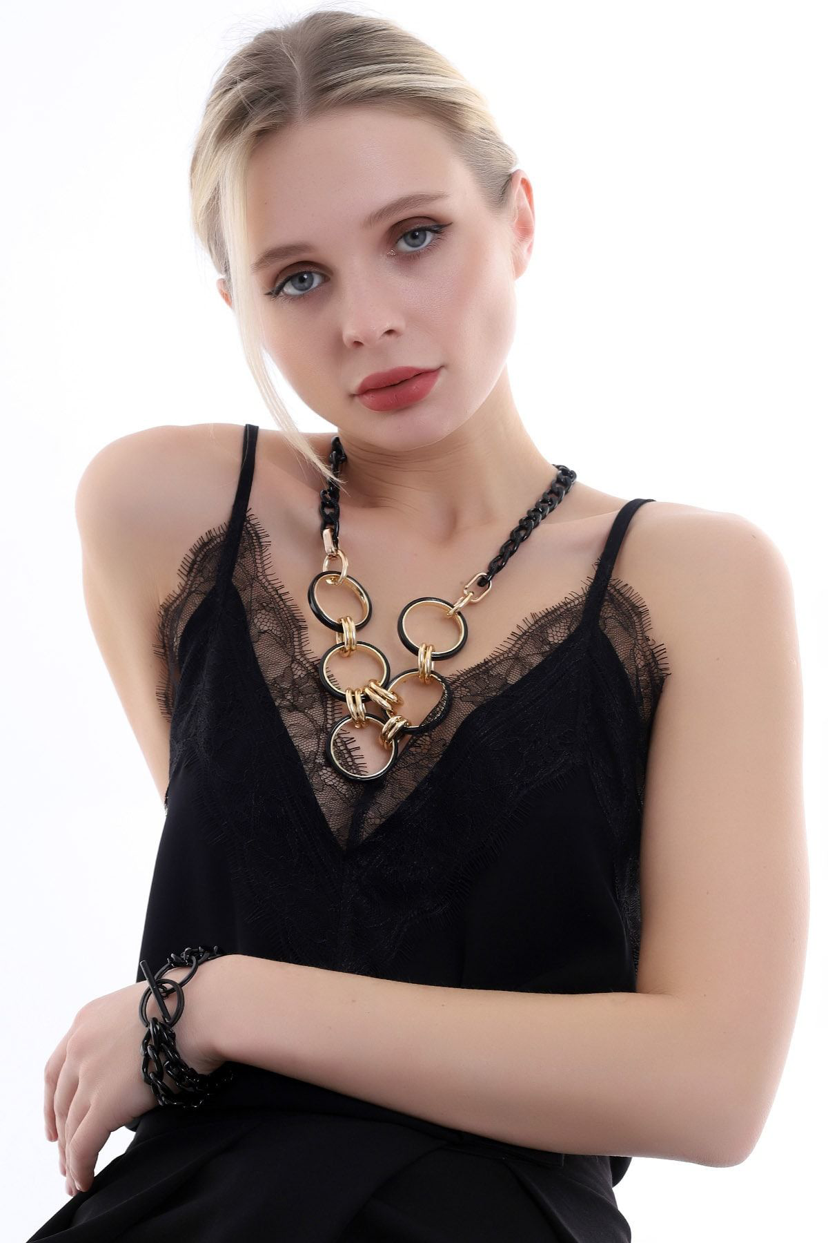 Dreamlike Özel Tasarim Gold Detayli Zincir Kolye Bileklik Set