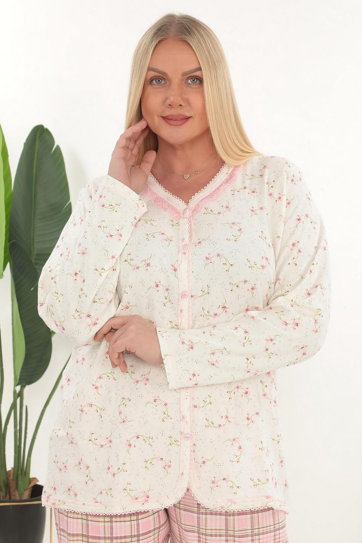 Etoile Pamuklu Uzun Kol Önden Düğmeli Kadin Pijama Takimi Pembe Büyük Be