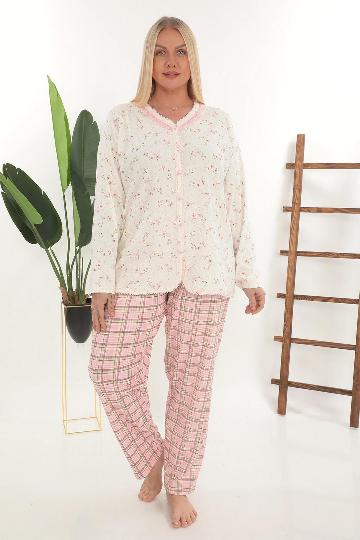 Etoile Pamuklu Uzun Kol Önden Düğmeli Kadin Pijama Takimi Pembe Büyük Be