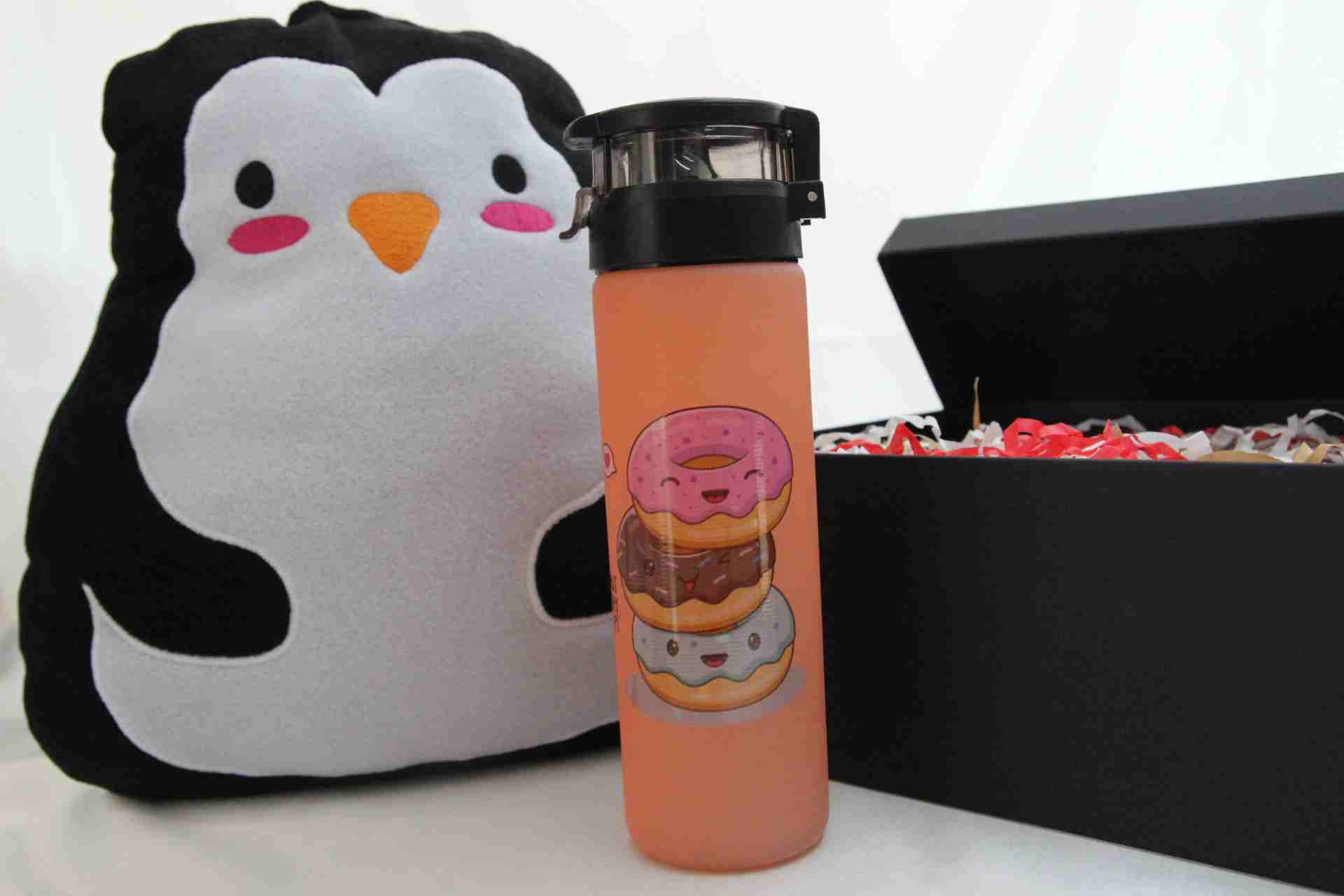 Home Penguen Yastik Ve Donut Temali Termos Hediye Kutusu
