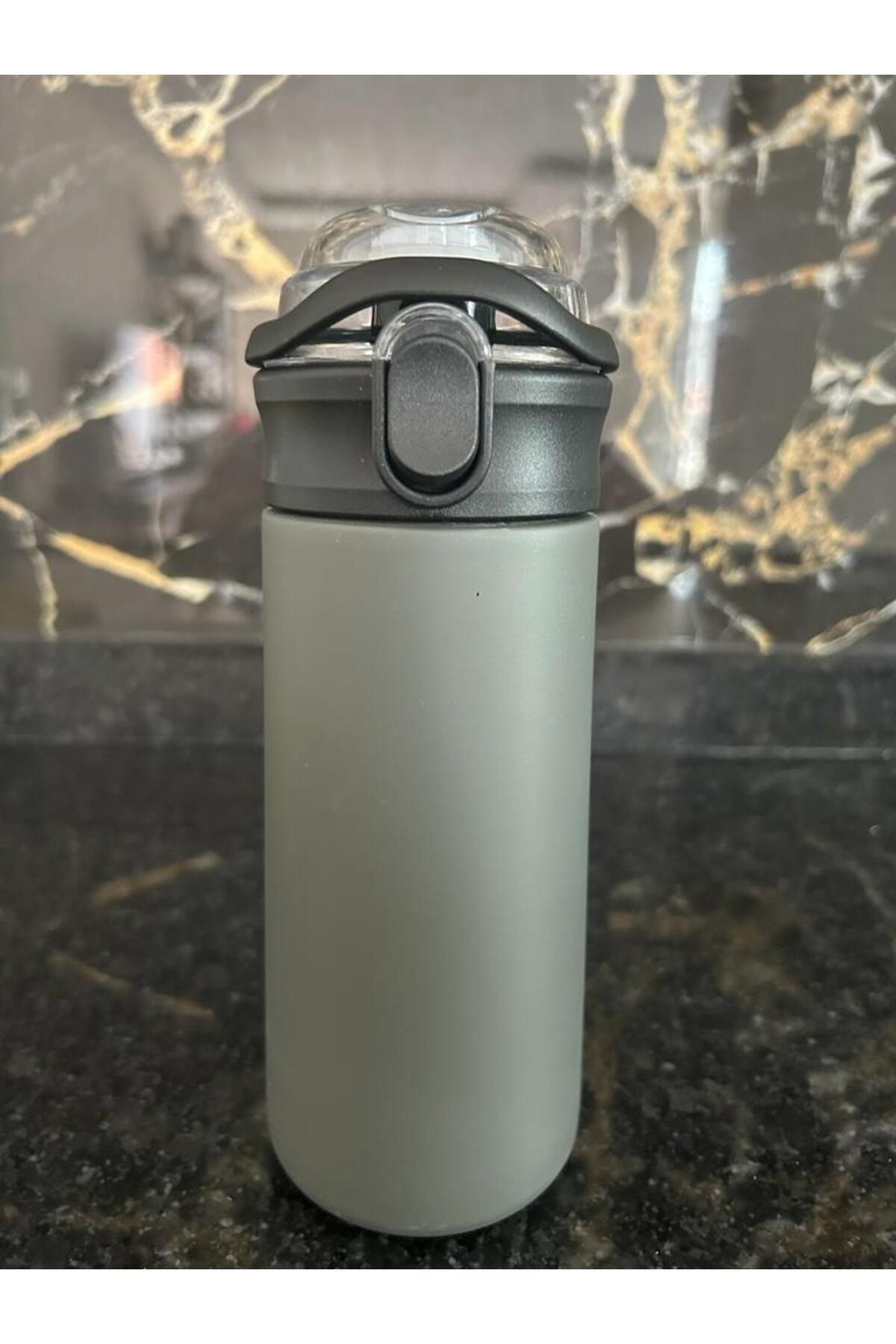 Chefstar Siyah 550 Ml Kilit Kapak Pipetli Stickerli Termos Suluk Matara Mn