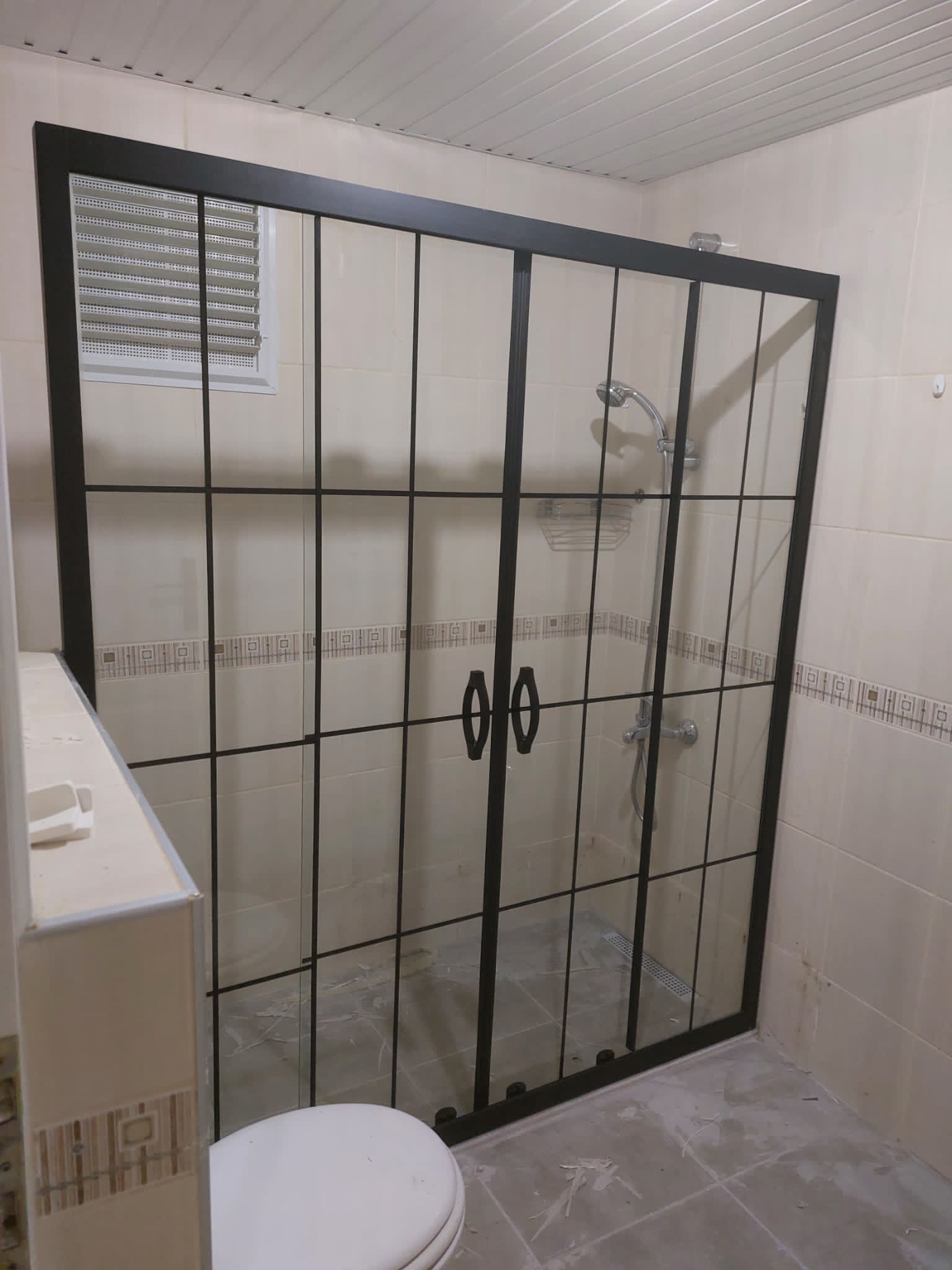 Alanyaduş Siyah Karolajli Ön Cephe 2+2