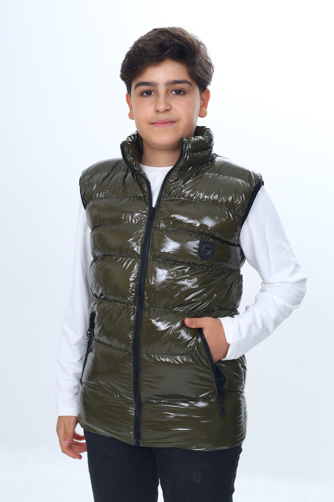 Toontoy  Erkek Çocuk Parlak Görünümlü Göğsü Armali Yelek