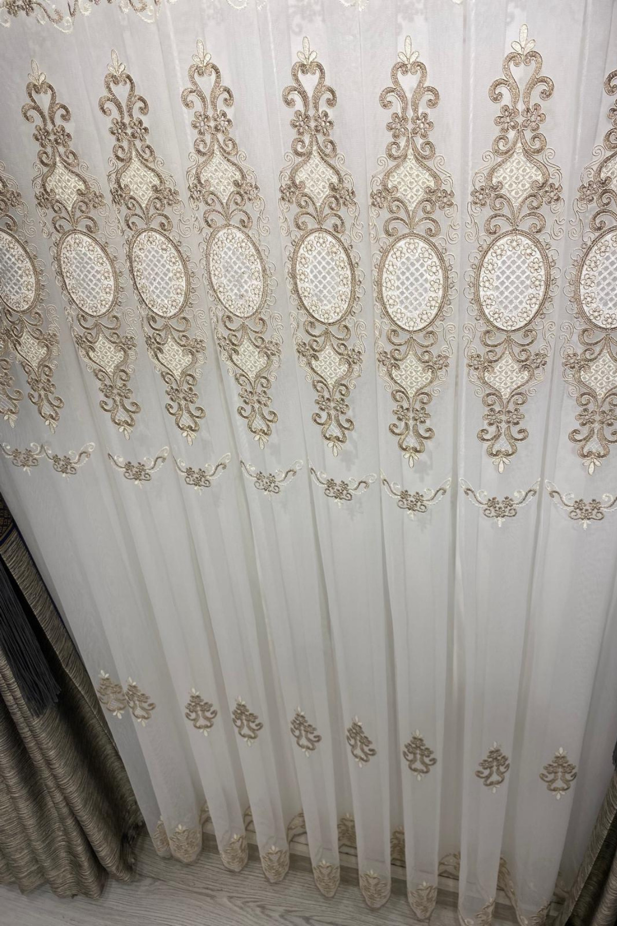 Özgün Home Üst Kalite Tt Zemin Nakişli (1/2,5 Normal Pile) Tül Perde