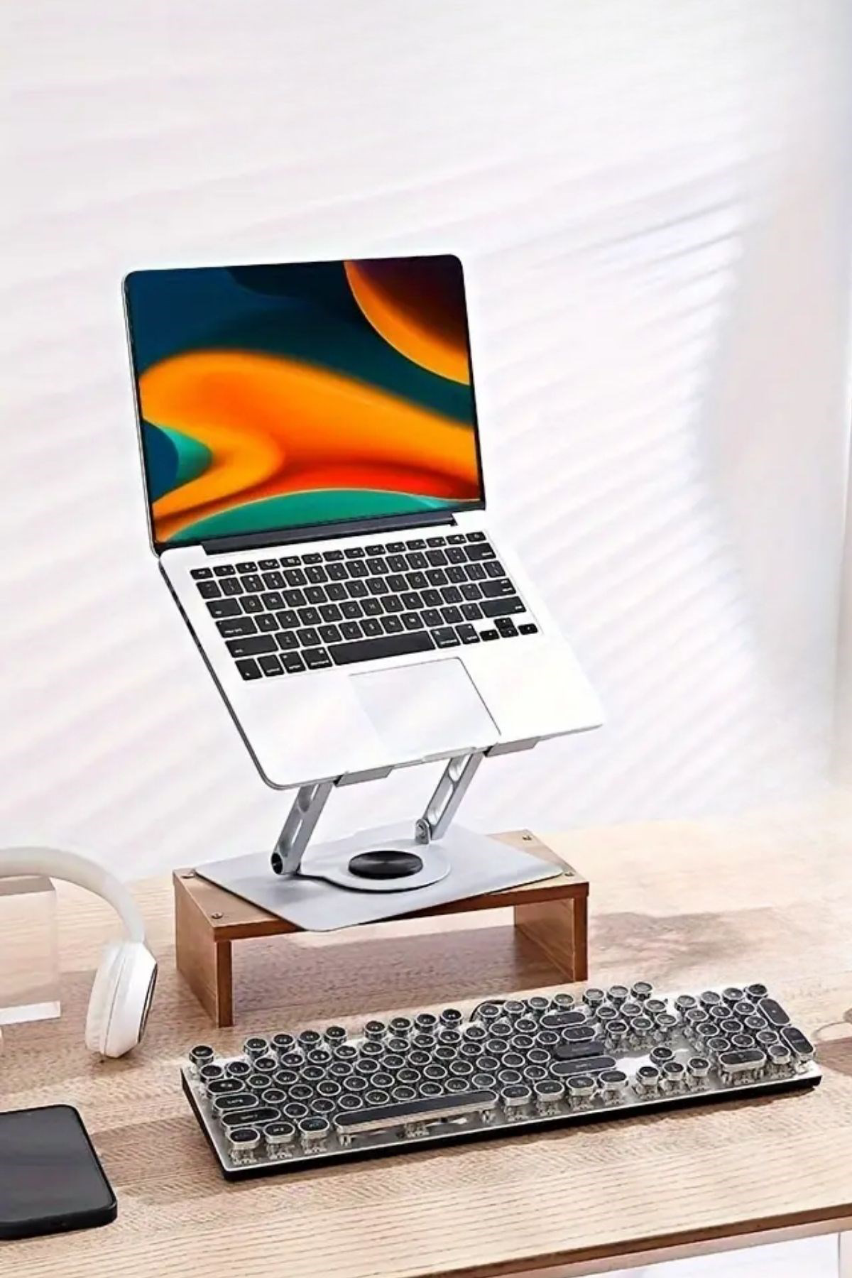Woody Sofia  360 Derece Dönebilen Hava Aldiran Laptop Standi