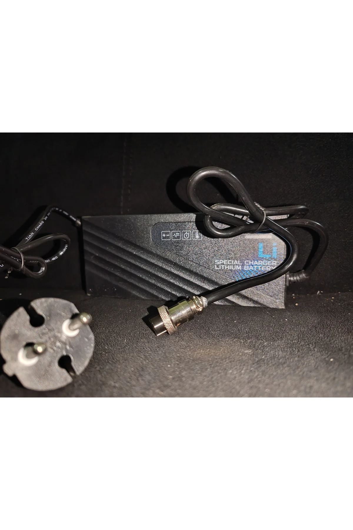013 plus Hızlı Elektrikli scooter şarj aleti 48 volt lityum için