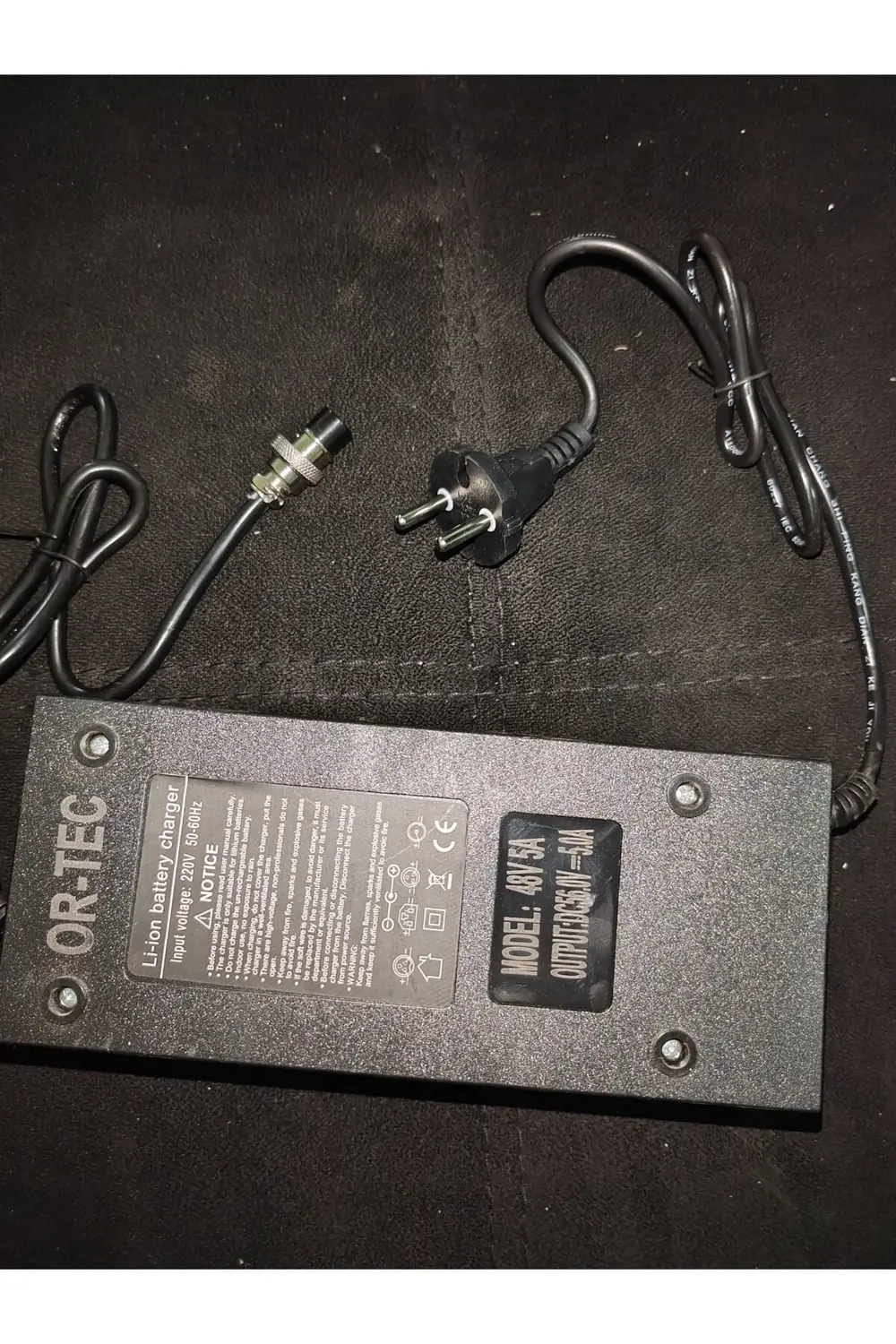 013 plus Hızlı Elektrikli scooter şarj aleti 48 volt lityum için