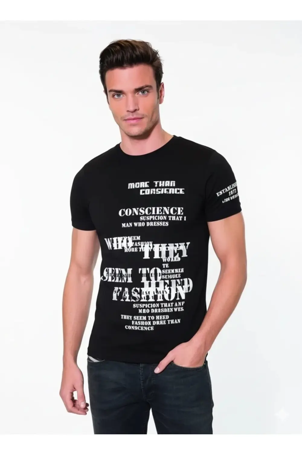 046 Yazı Baskılı Erkek Tşört