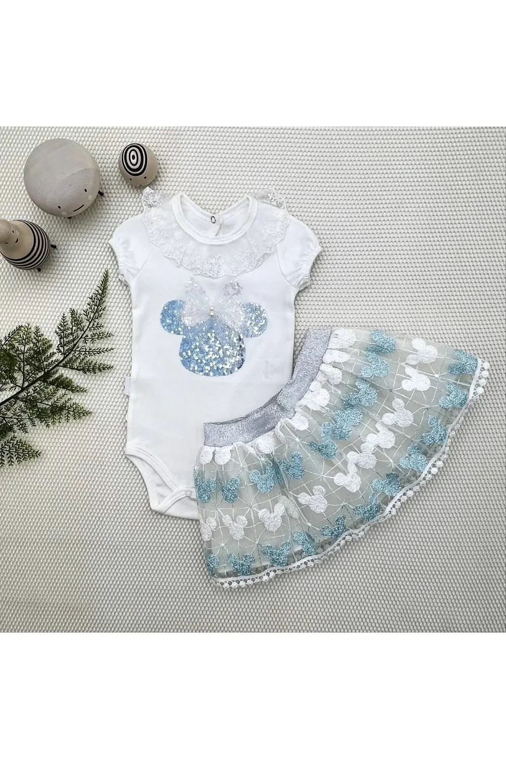 1-2-3 Yaş Payetli Mickey Nakışlı Kısa Kollu Brode Etekli 2li Kız