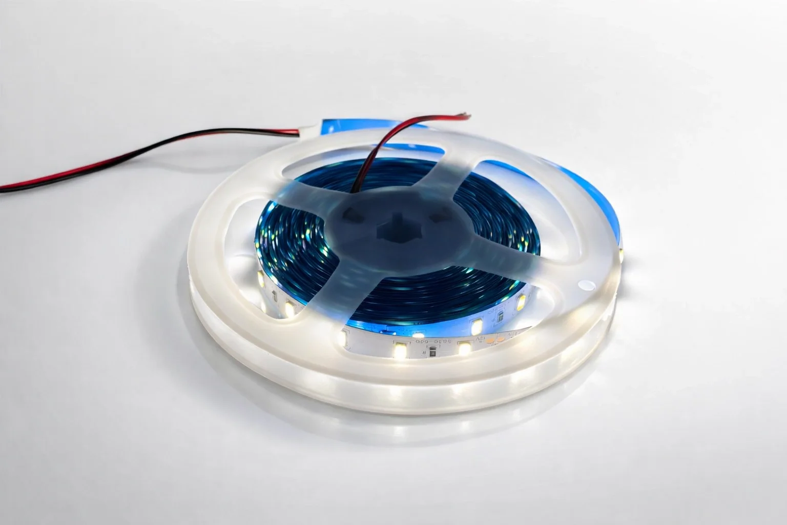1 Adet 5 METRE CATA CT 4535 İç Mekan 12V 12 Çipli  Şerit Led 6400K Beyaz Işık