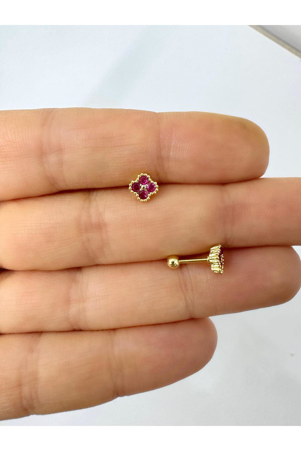 1 adet bordo zirkon taşlı yonca helix tragus flat lobe uyumlu piercing