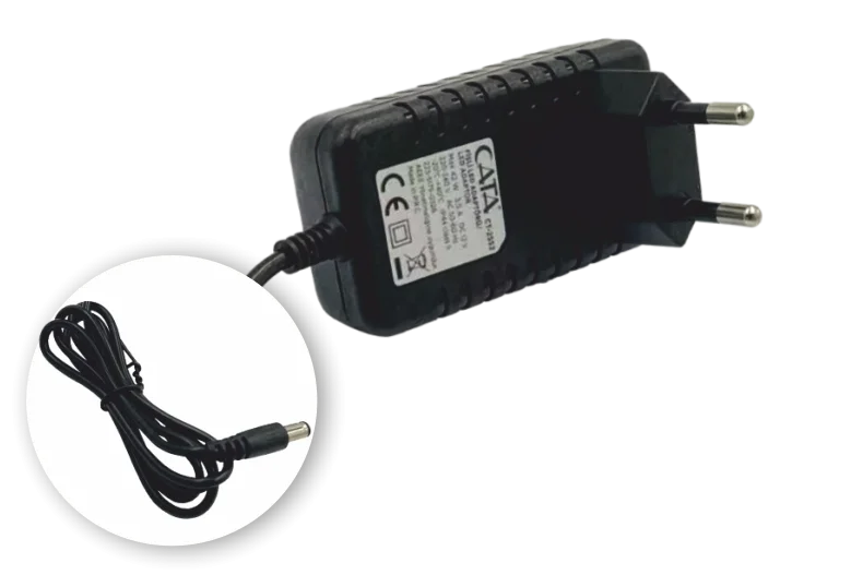 1 Adet CATA CT 2552 Fişli Adaptör 3.5A 42W 220V