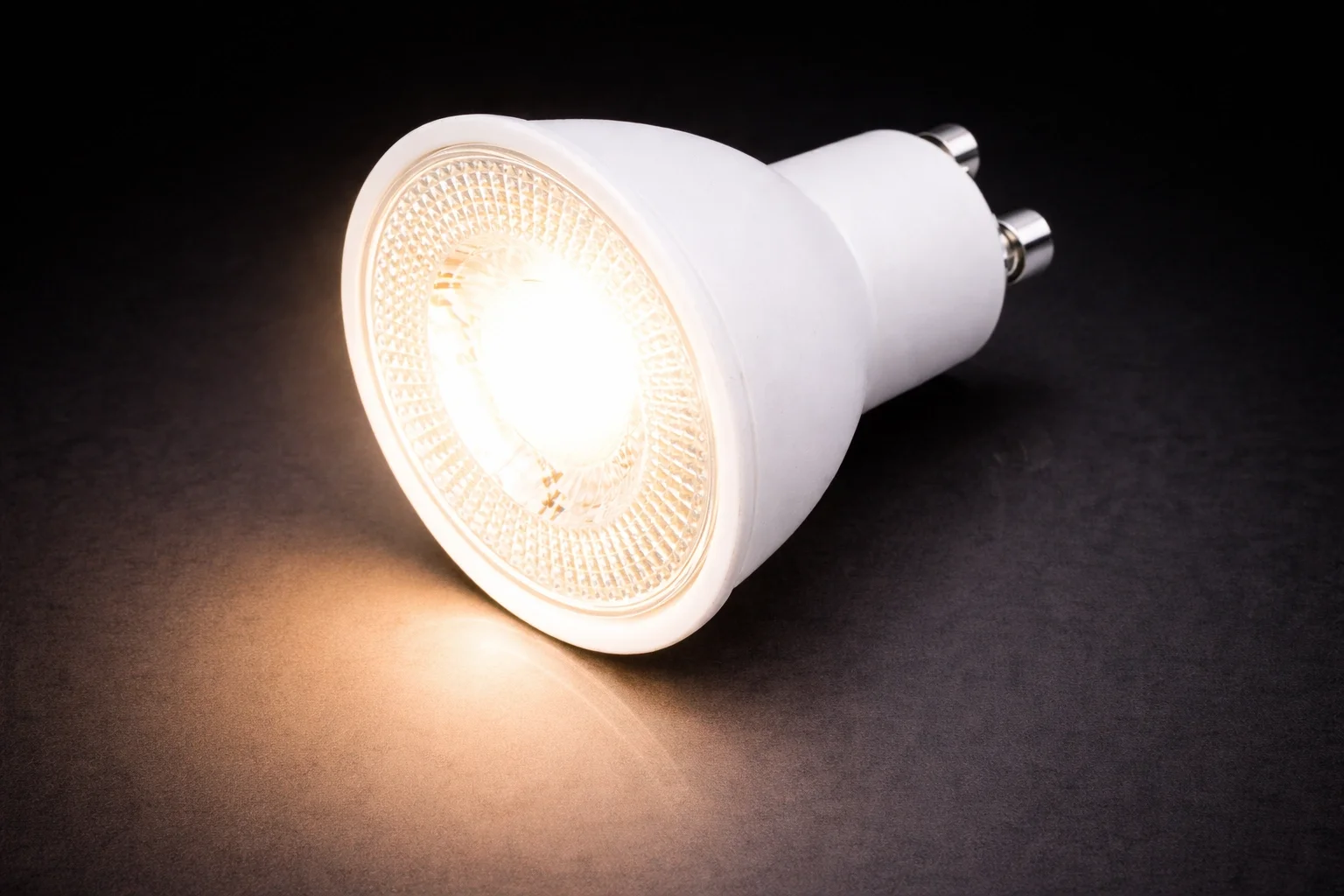 1 Adet CATA CT 4215 Led Çanak Ampul 8W 3000K Gün Işığı GU10 Duy