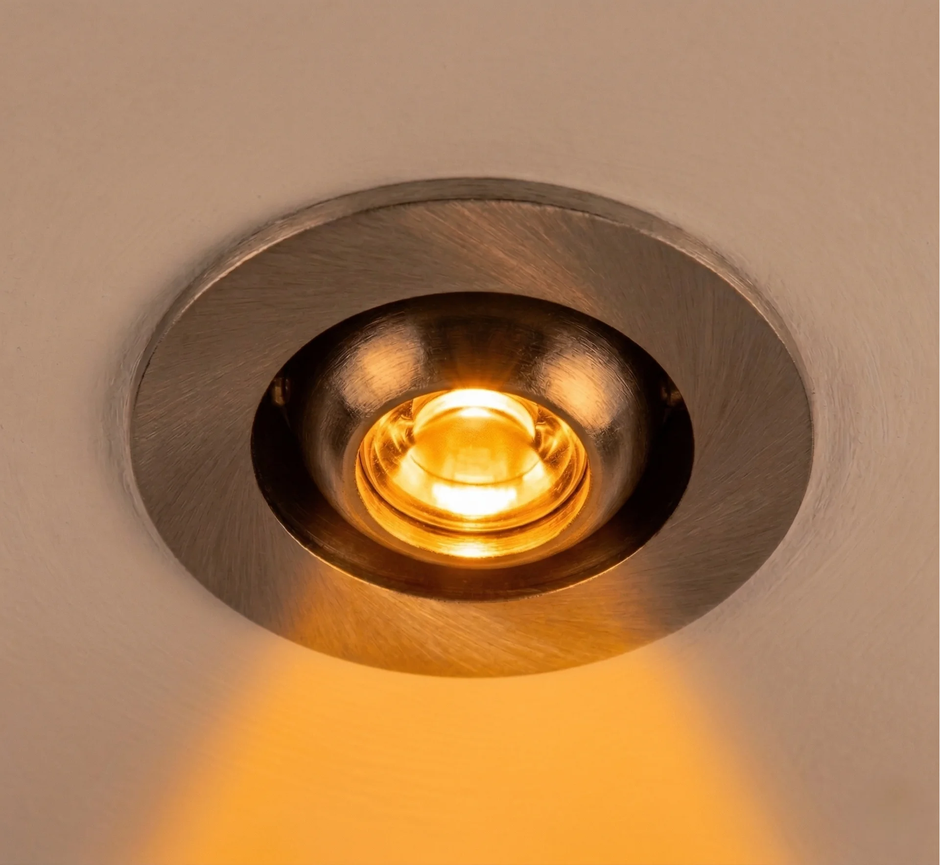 1 Adet CATA CT 5268 Ufo Yıldız 1.5W Sıva Altı Led Spot Satin Kasa Amber Işık