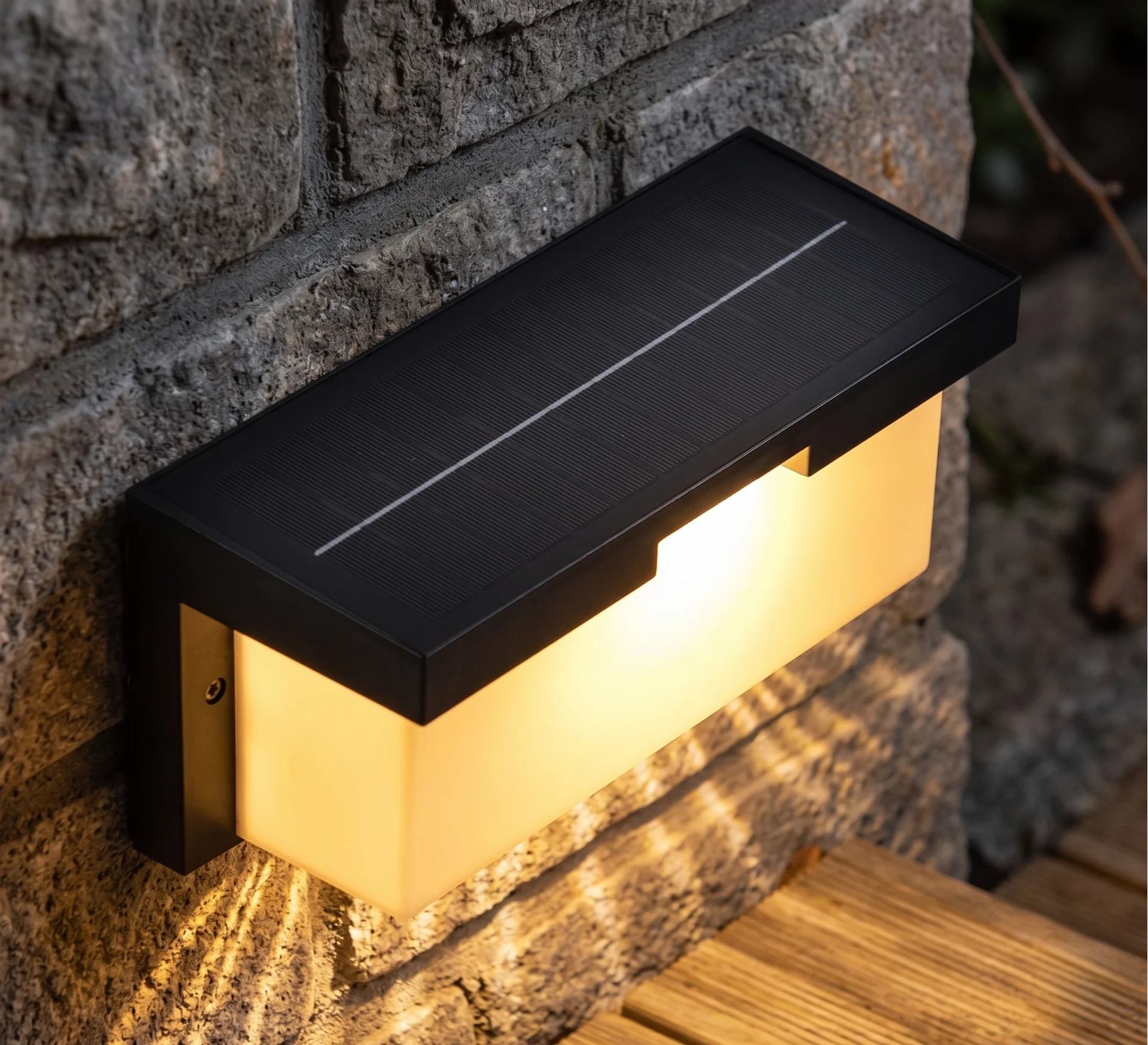 1 Adet CATA CT 7083 Barbaros 40W Dış Mekan Solar Led Aplik 3200K Gün Işığı
