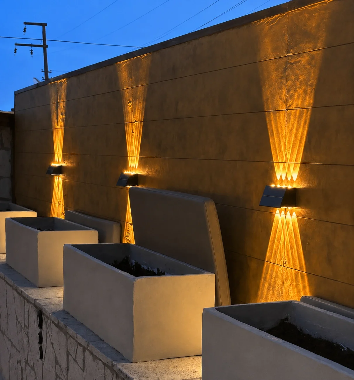 1 Adet CATA CT 8010 Kos 20W Solar Led Aplik 2700K Amber